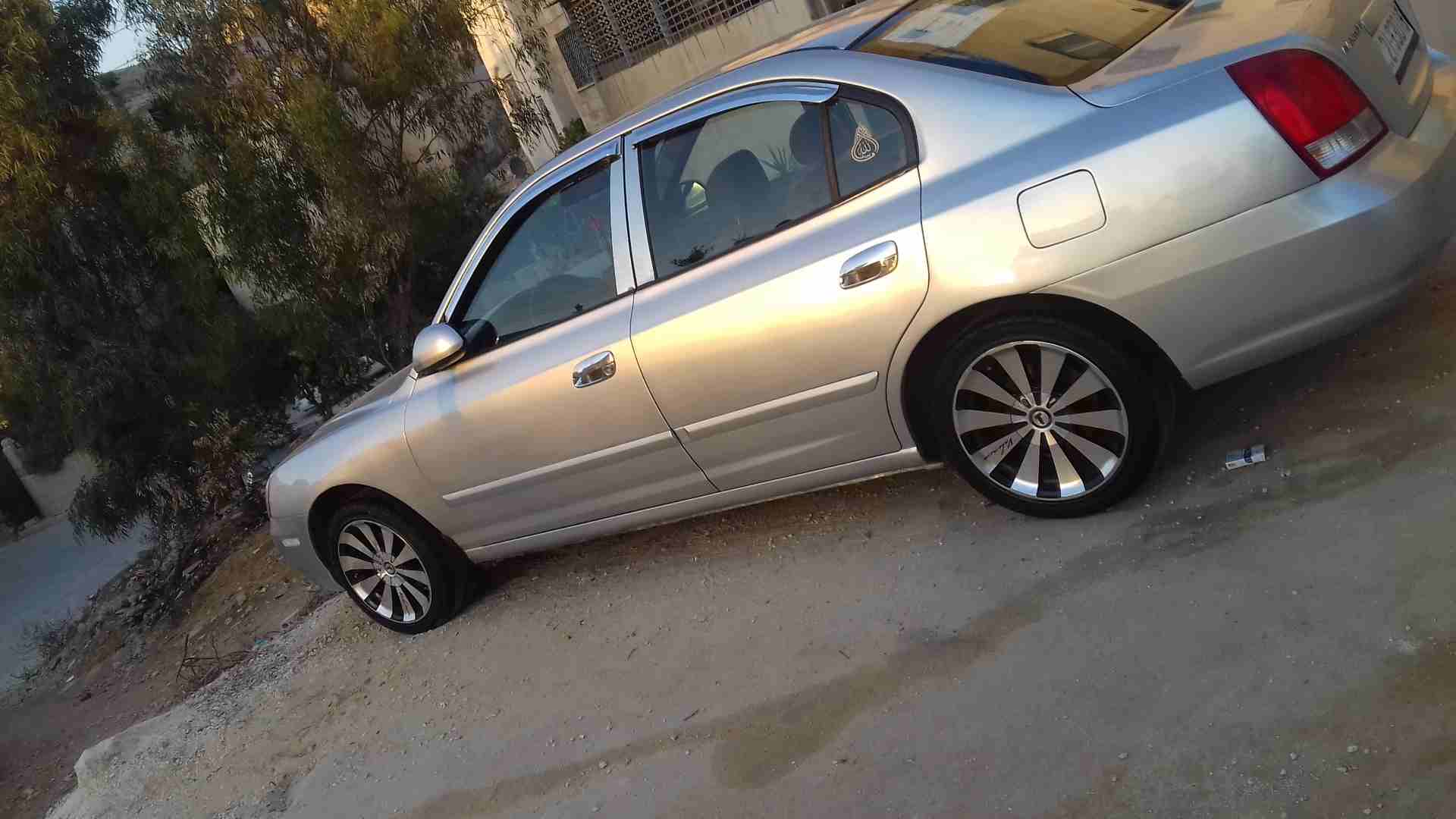 افانتي XD 2001 سوبر ديلوكس
لا تنسَ أنك شاهدت هذا الإعلان في عنكبوت
بسم الله الرحمن الرحيم
سيارة...