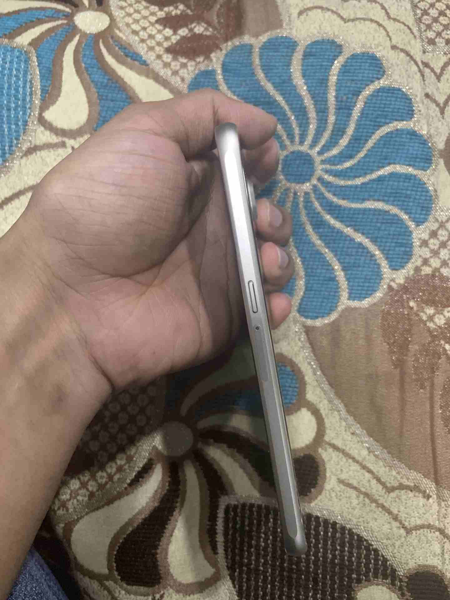 ايفون 5اس بلاكبيري كيو 10 جلاكسي اس 6
لا تنسَ أنك شاهدت هذا الإعلان في عنكبوت
ايفون 5 اس 16 قيقا...