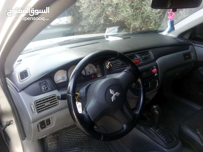 ميتسوبيشي لا نسر 2004 اربع جيد معدله من البوز للطيز فحصها اربعه جيد
لا تنسَ أنك شاهدت هذا الإعلان في عنكبوت...