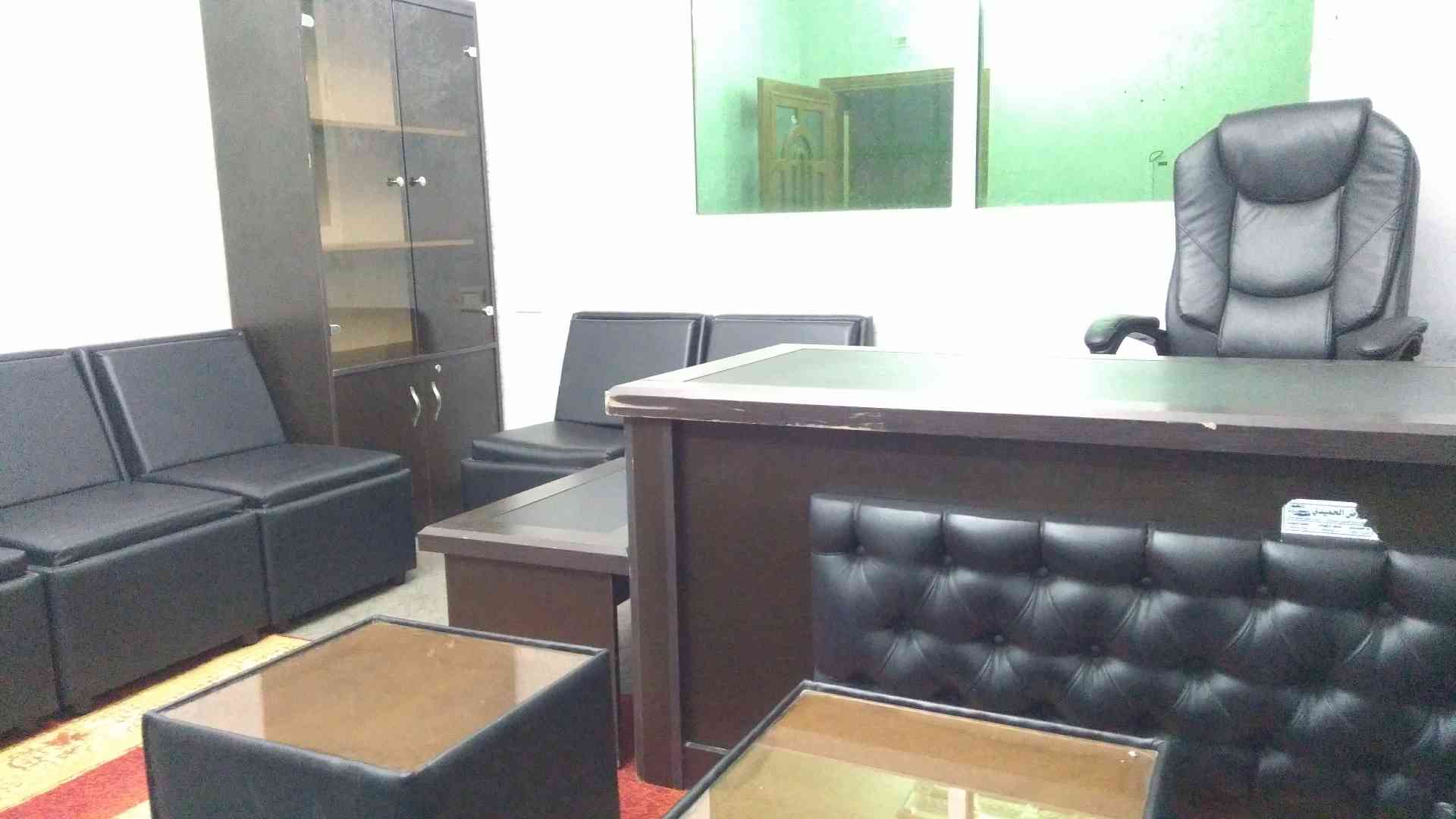 مكتب كااامل فاخر بحااالة ممتااازة للبيع
لا تنسَ أنك شاهدت هذا الإعلان في عنكبوت
الصور لنفس ال...