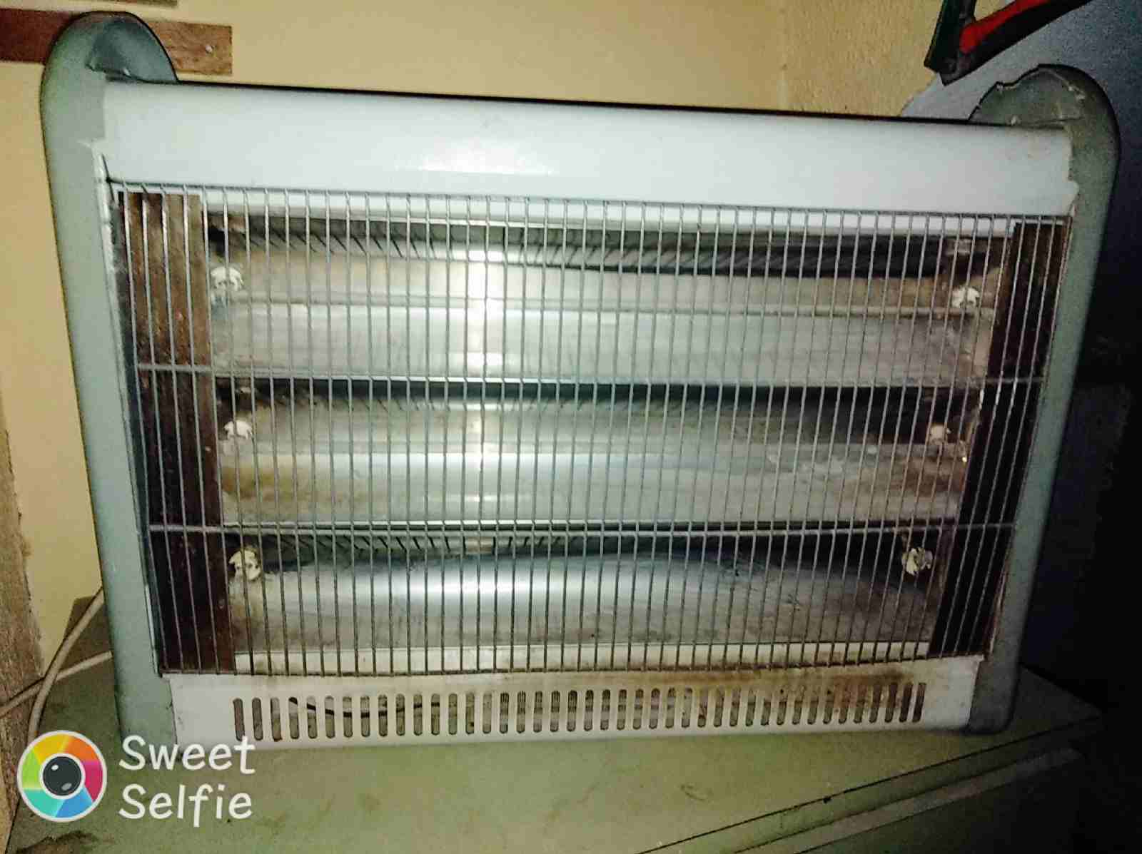 صوبه كهربائية
لا تنسَ أنك شاهدت هذا الإعلان في عنكبوت
3شمعه شبه وكاله...