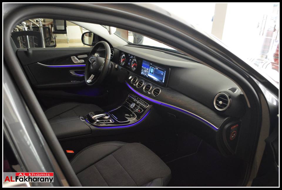 •Mercedes E180 - Model 2017 - Avant garde
لا تنسَ أنك شاهدت هذا الإعلان في عنكبوت
&bull...