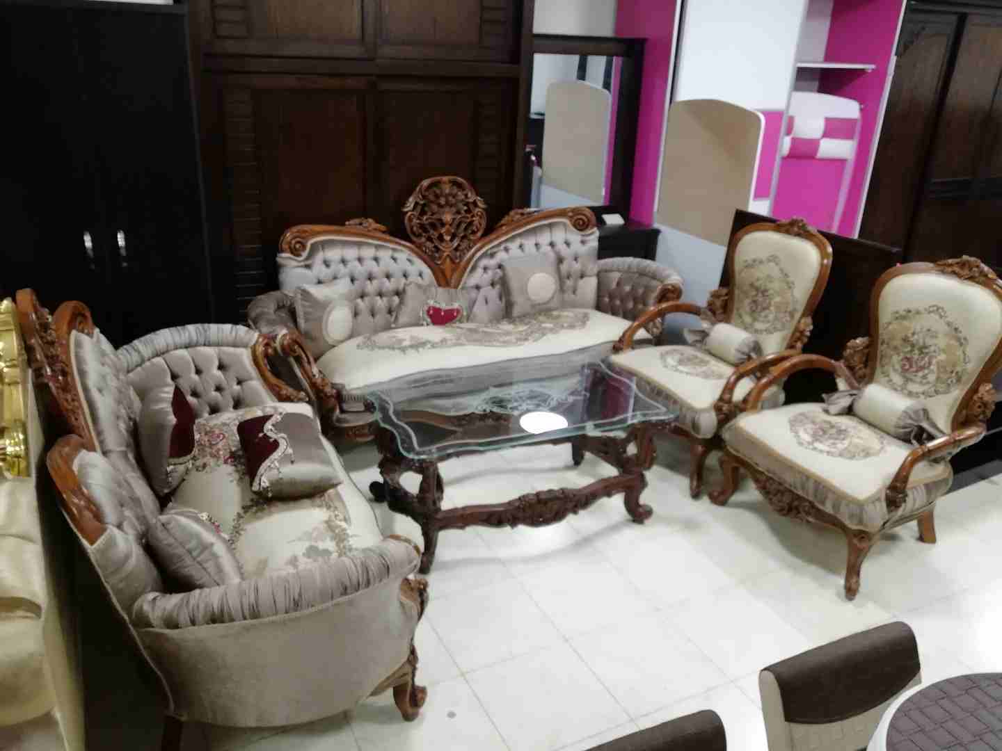 اثاث منزلي للبيع
لا تنسَ أنك شاهدت هذا الإعلان في عنكبوت
....موديلات حديثة و متنوعة من الأثاث الم...
