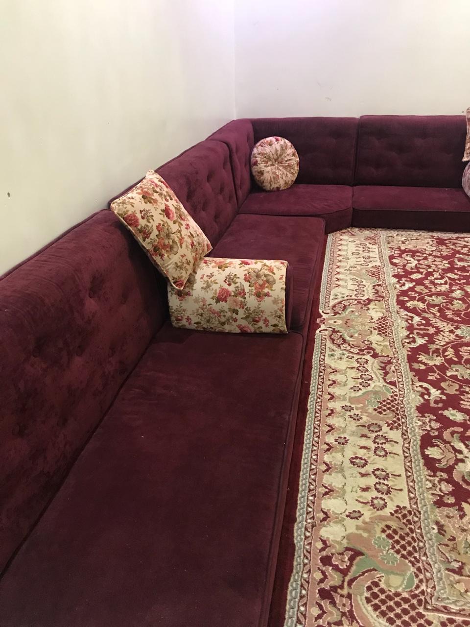 مجلس عربي نظيف جدا مع فرشه وستاره
لا تنسَ أنك شاهدت هذا الإعلان في عنكبوت
يوجد مجلس عربي على...