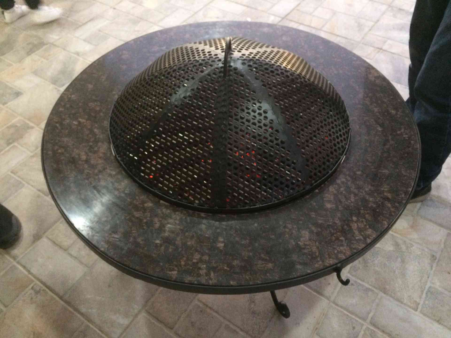 منقل للشواء مميز جدا  Best grill (شوايه )                                            


	 				لا تنسَ أنك شاهدت هذا الإعلان في عنكبوت            
	 				
                                منقل للشواء...