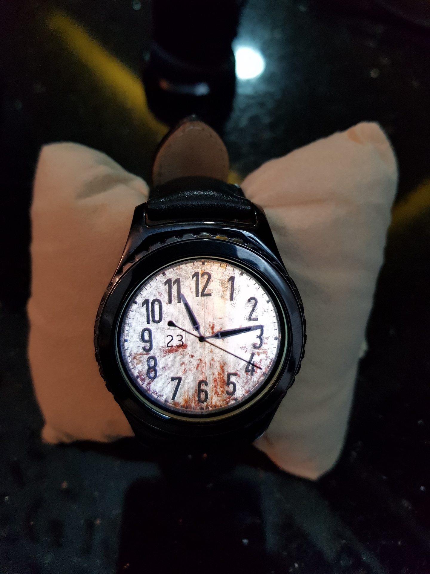 GEAR S2 CLASSIC IN EXCELLENT CONDITION
لا تنسَ أنك شاهدت هذا الإعلان في عنكبوت
GEAR S2 CLASSI...