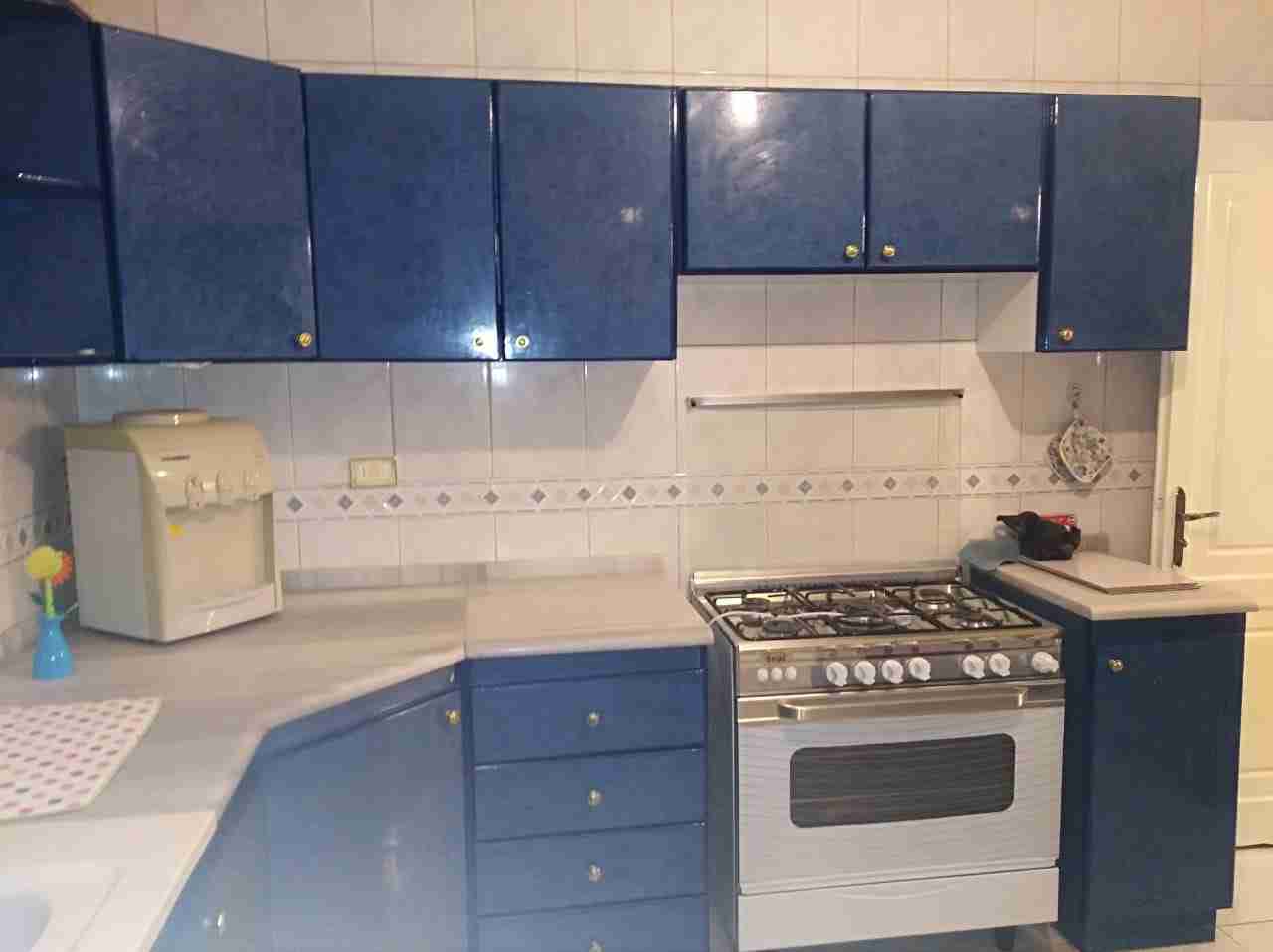 شقة فاخره مفروشه للايجار المدينه الرياضيه
لا تنسَ أنك شاهدت هذا الإعلان في عنكبوت
شقة مفروشة...