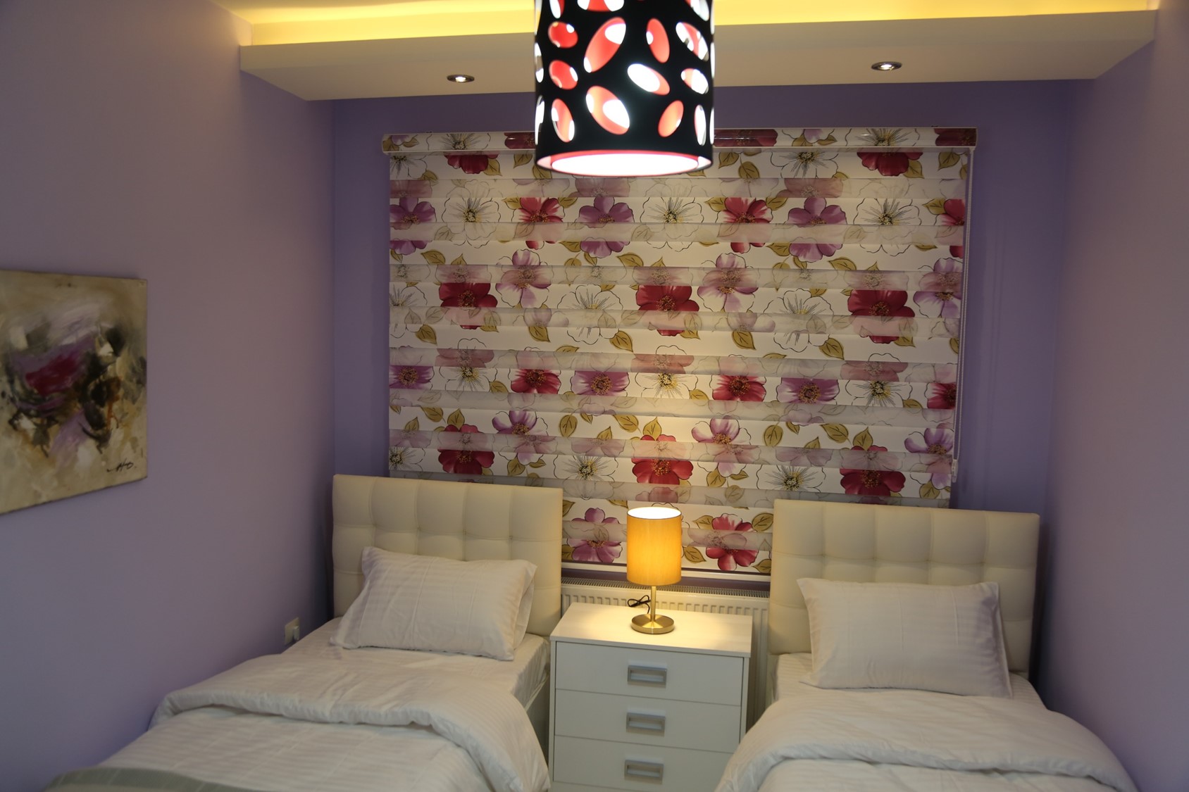 وسترن جيت لشقق BR 3 نوم المفروشه Furnished Apt بدير غبار عمانWestern Gate Compound
لا تنسَ أنك شاهدت هذا الإعلان في عنكبوت...