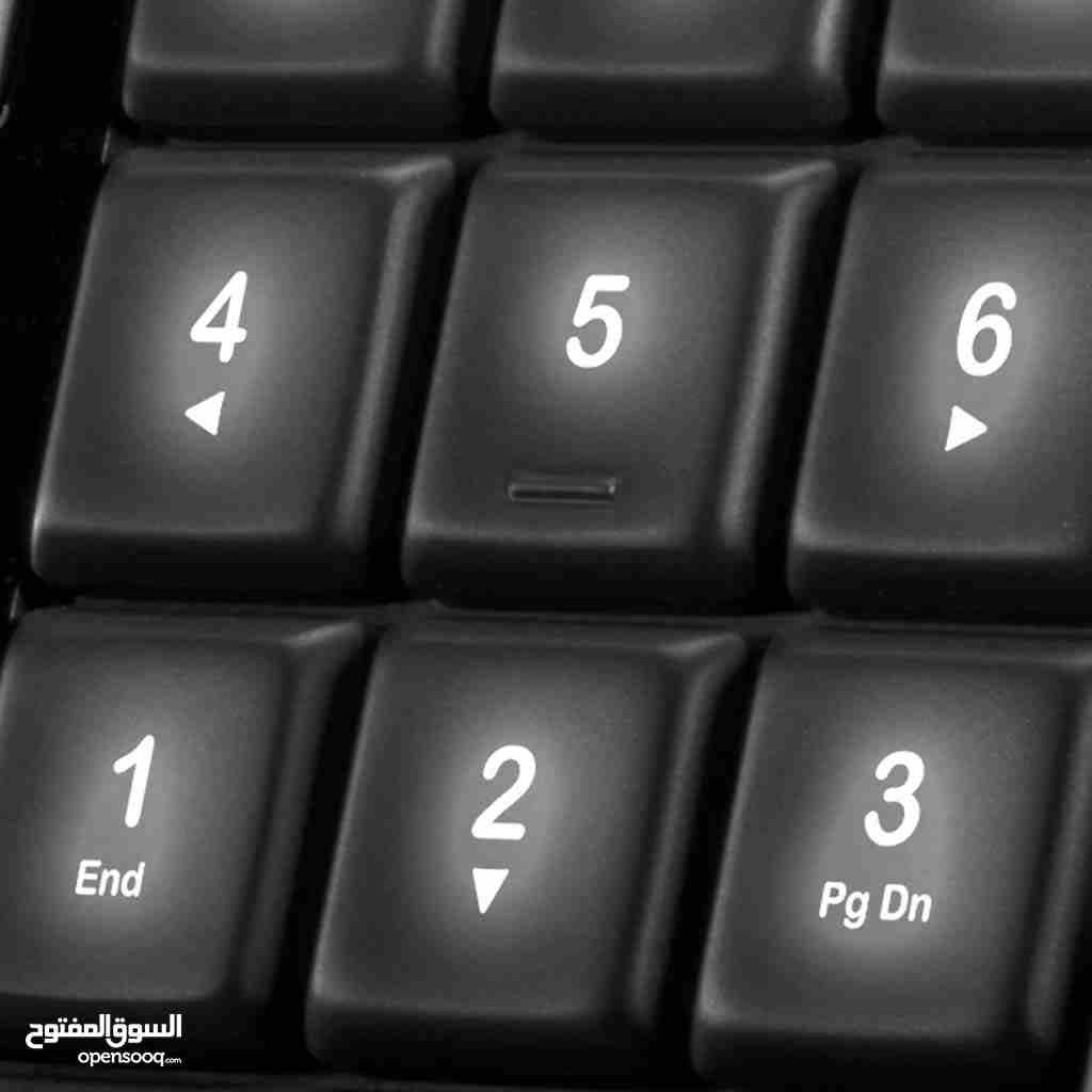 Logitech K800 Wireless Illuminated Keyboard كيبورد لوجيتيك
لا تنسَ أنك شاهدت هذا الإعلان في عنكبوت...
