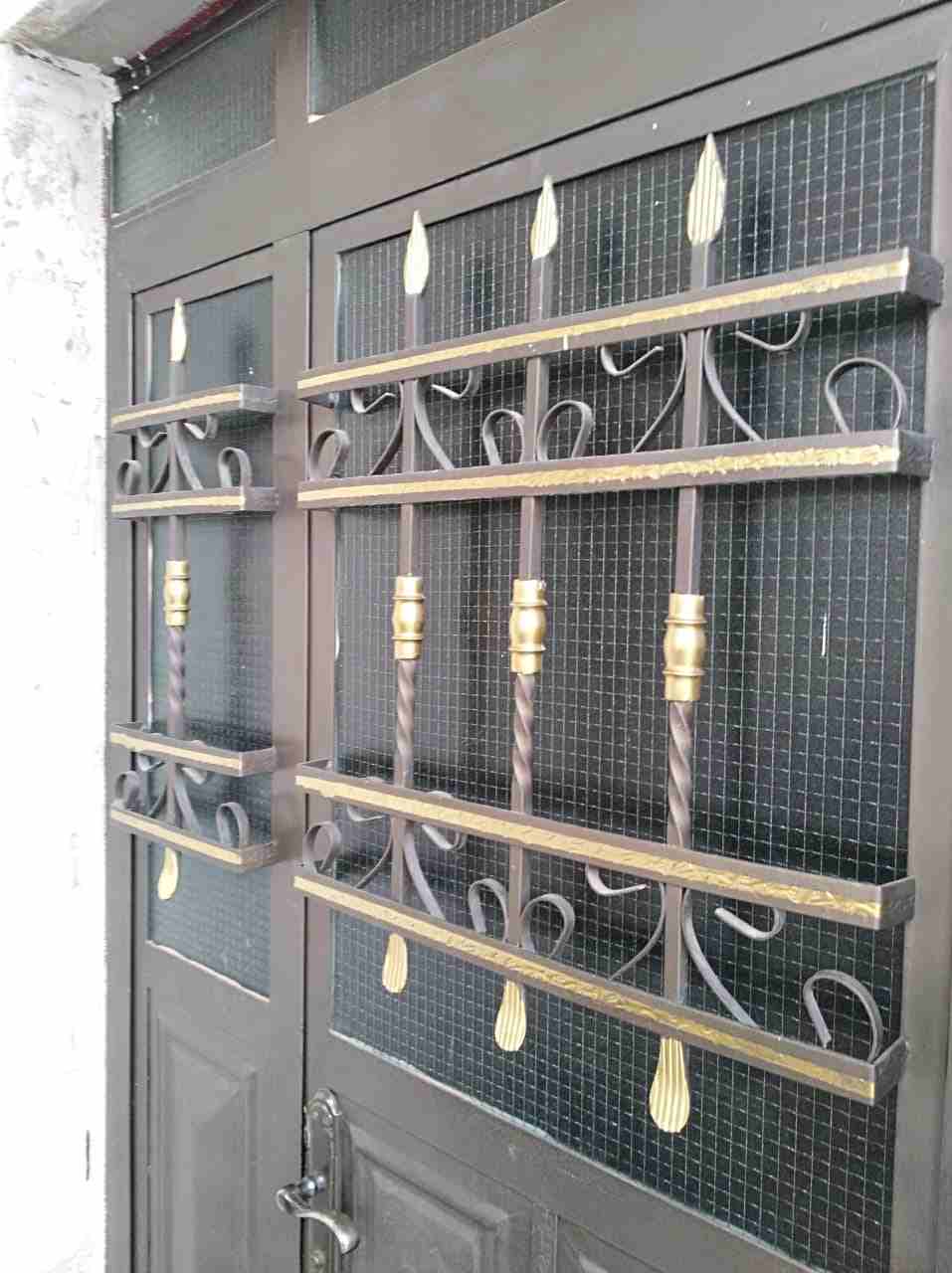 شقة  طابق ارضي للبيع                                            


	 				لا تنسَ أنك شاهدت هذا الإعلان في عنكبوت            
	 				
                            المساحه 90 متر
طابق ارضي
معها حديقة...