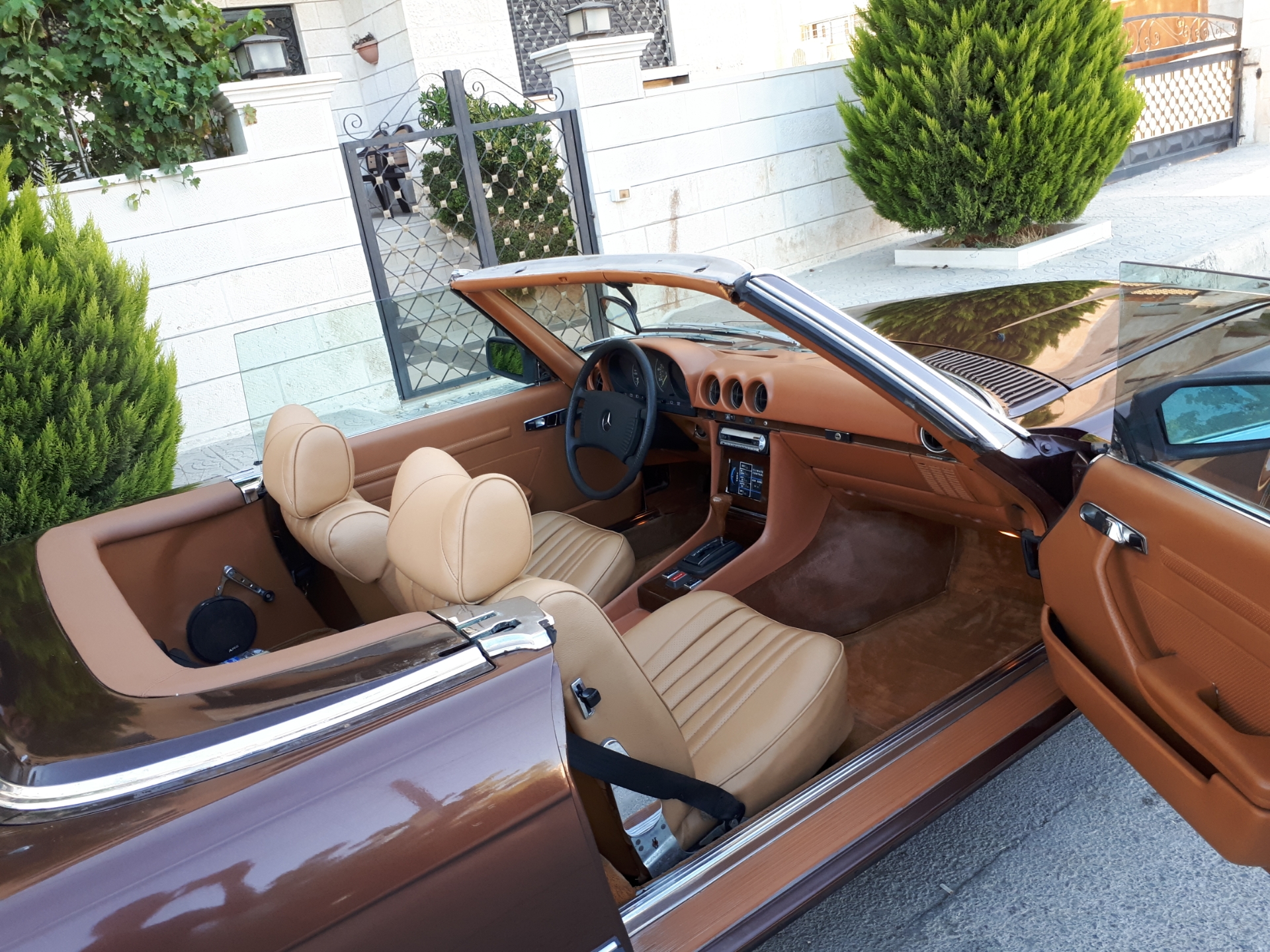 مرسيدس كلاسيك SL 450 موديل 1979
لا تنسَ أنك شاهدت هذا الإعلان في عنكبوت
مرسيدس كلاسيك SL 450...