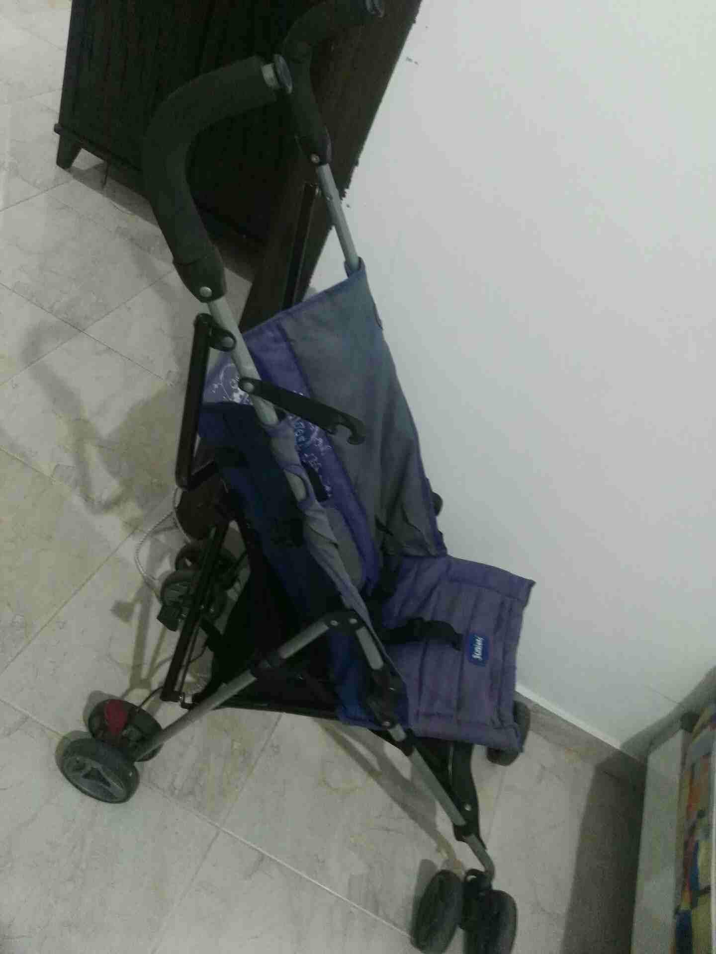 عرباية جونيور                                            


	 				لا تنسَ أنك شاهدت هذا الإعلان في عنكبوت            
	 				
                            بحالة ممتازة...