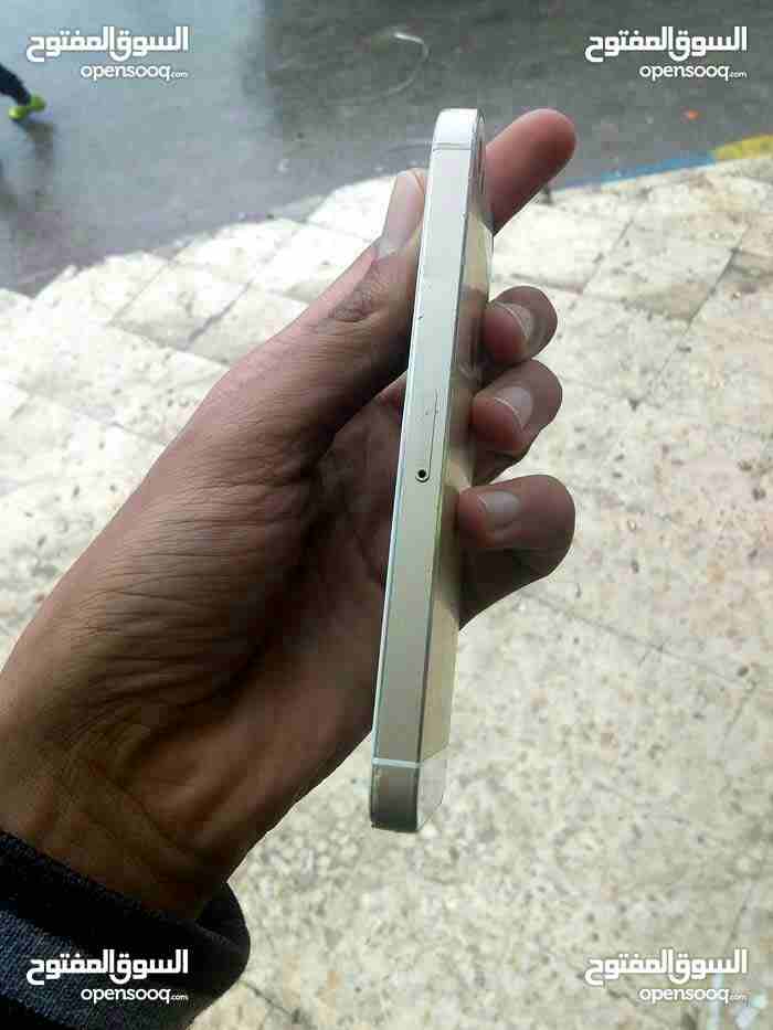 آيفون 5s
لا تنسَ أنك شاهدت هذا الإعلان في عنكبوت
آيفون 5s مستعمل معه شاحنه .... جهاز فش فيه مشاكل...