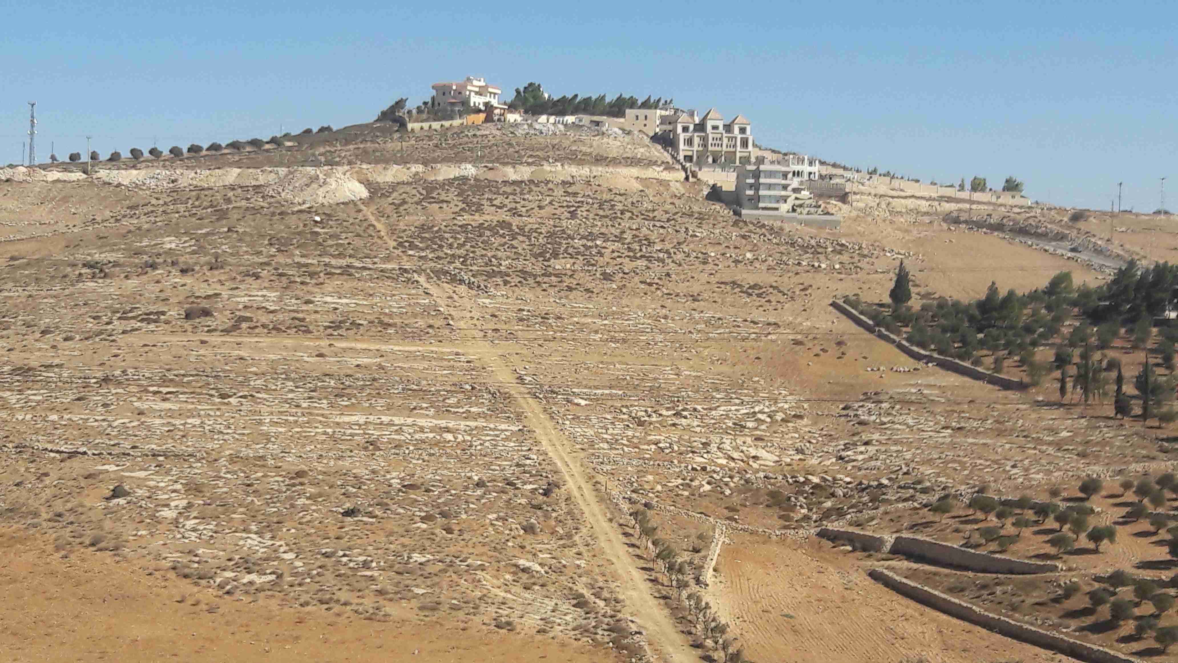 زينات الربوع / المكمان
لا تنسَ أنك شاهدت هذا الإعلان في عنكبوت
أرض 840 متر في اعلى قمم زينات...
