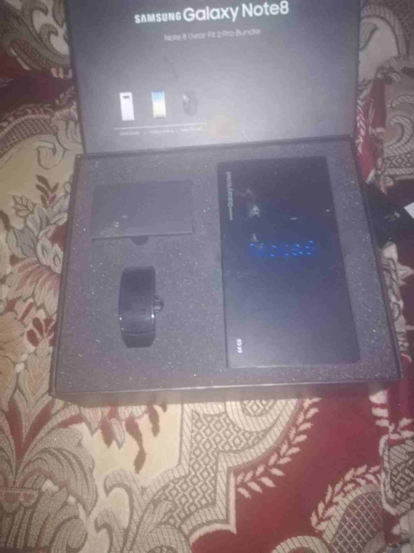 تلفون نت 8 استعمال خفيف فل باكج
لا يوجد معه قلم
للبيع فقط غير قابل للبدل او الا
لا تنسَ أنك شاهدت هذا الإعلان في عنكبوت...