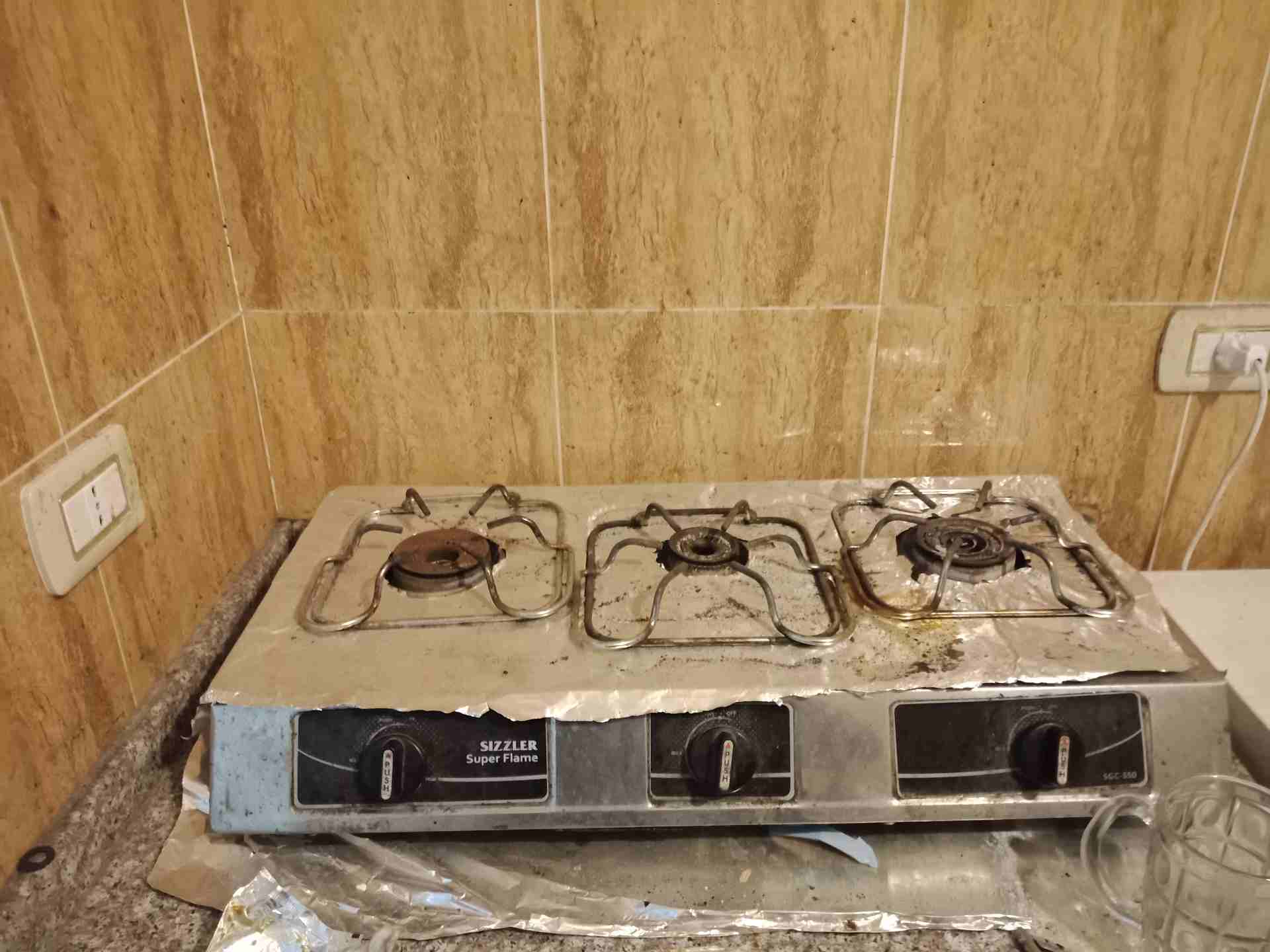غاز ثلث عيون                                            


	 				لا تنسَ أنك شاهدت هذا الإعلان في عنكبوت            
	 				
                            عشر دنانير                        

	 			-...