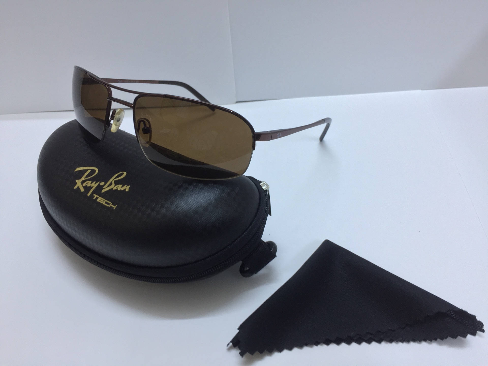 نظارات ماركات 60 ريال ( عرض خاص )
لا تنسَ أنك شاهدت هذا الإعلان في عنكبوت
نظارات ماركات
( رج...