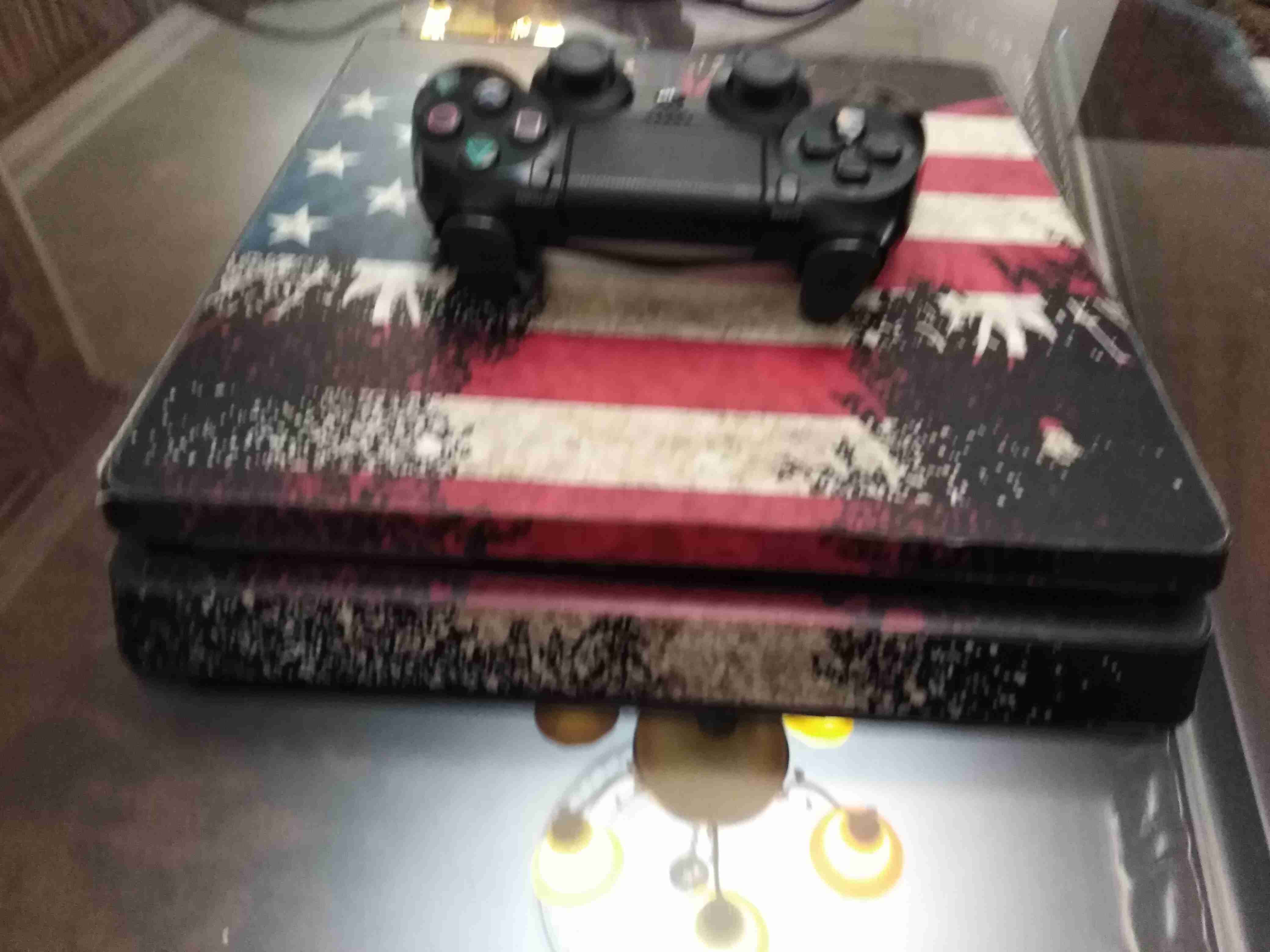 ps4 شبه جديد بحاله الجديد
لا تنسَ أنك شاهدت هذا الإعلان في عنكبوت
بلاي ستيشن 4 بحاله الوكاله...