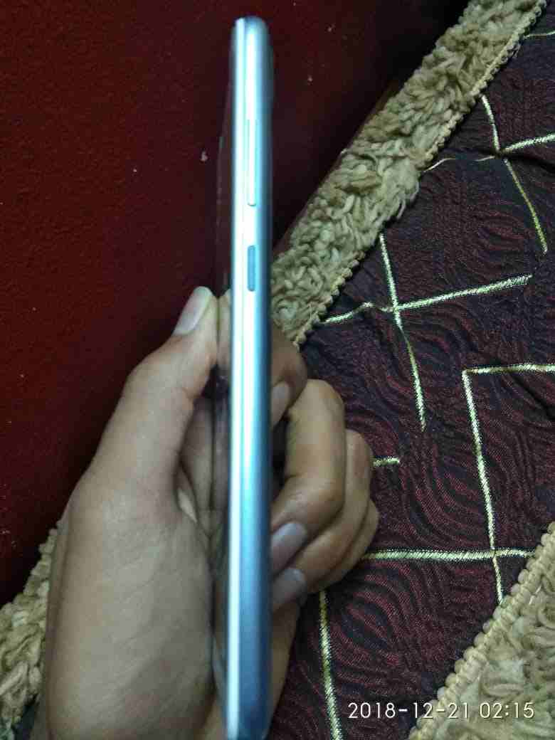 انفنكس S3x
لا تنسَ أنك شاهدت هذا الإعلان في عنكبوت
انفنكس S3x 573 الغني عن التعريف بحاله الزيرو ا...