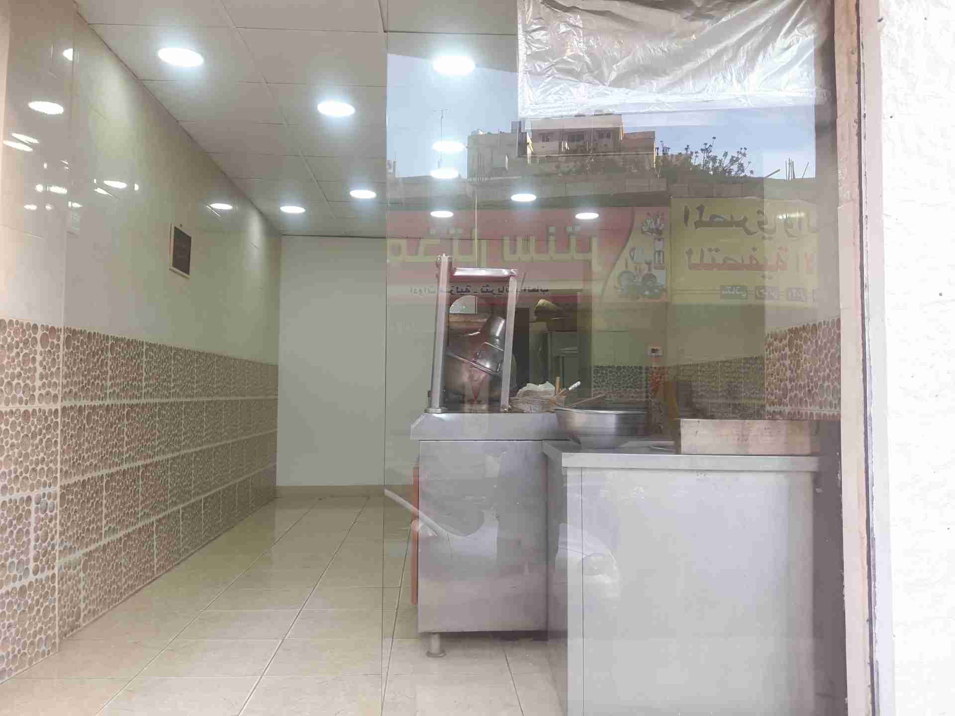 مطعم للبيع لعدم التفرغ بسعر مغري جدآ
لا تنسَ أنك شاهدت هذا الإعلان في عنكبوت
مطعم جديد للبيع...