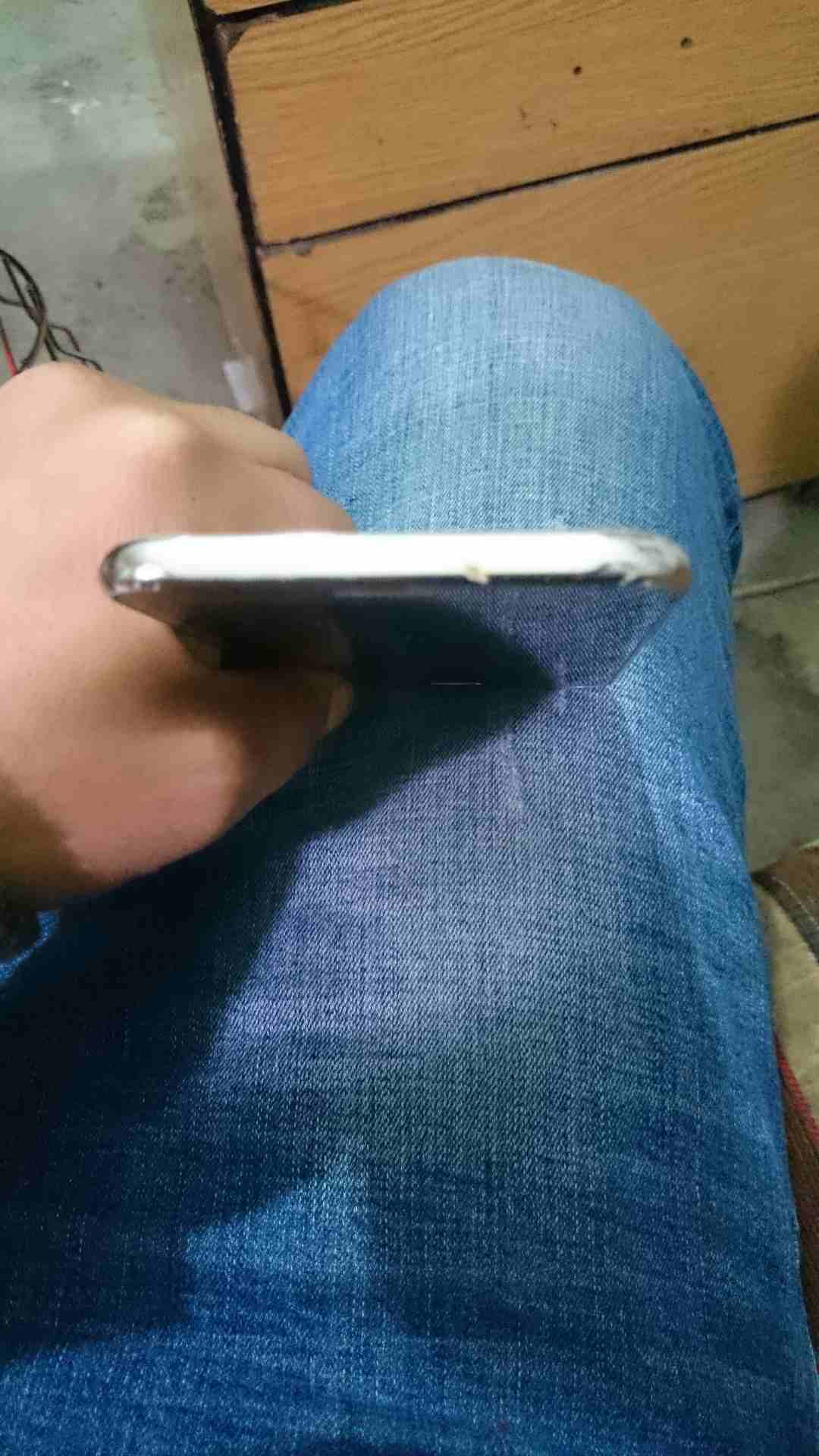 سامسونج جي سفن كور j7 كور لون ذهبي حالته ممتازه بدون اغراض للبيع او البدل
لا تنسَ أنك شاهدت هذا الإعلان في عنكبوت...
