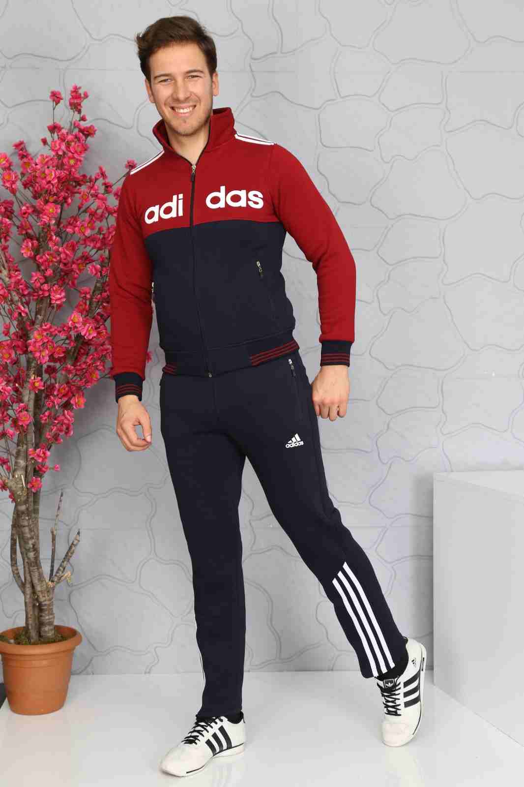 بيجامات اديداس من تركية لأصحاب المحلات لمن يرغب
لا تنسَ أنك شاهدت هذا الإعلان في عنكبوت
لمن يرغب...