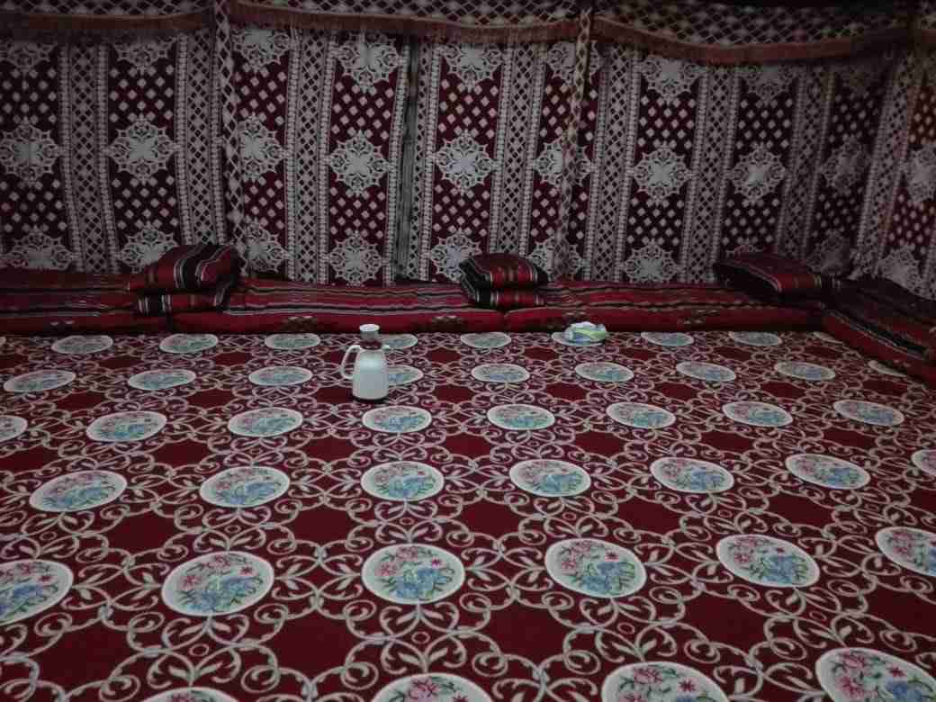 خيمة خليجية مميزة قياس 4*6 شتوي صيفي جملون بيت شعر
لا تنسَ أنك شاهدت هذا الإعلان في عنكبوت
خي...