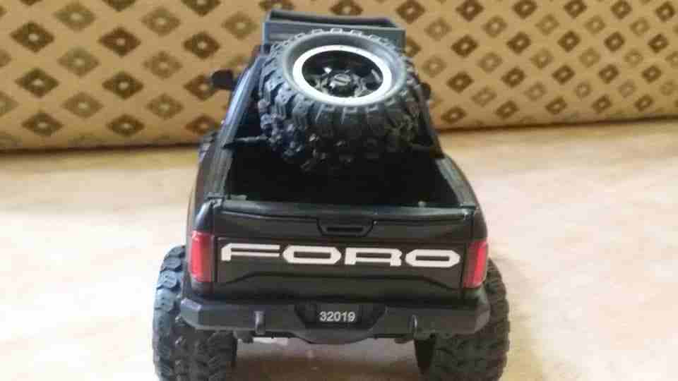 مجسم بكم فورد رابتور F150 حديد
لا تنسَ أنك شاهدت هذا الإعلان في عنكبوت
مجسم بكم فورد رابتور f150...