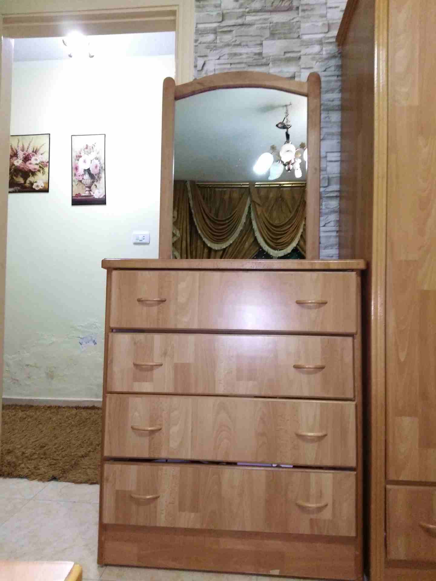 تواليت و تخت و كوميدينا                                            


	 				لا تنسَ أنك شاهدت هذا الإعلان في عنكبوت            
	 				
                            تواليت و تخت و كوميدينا...