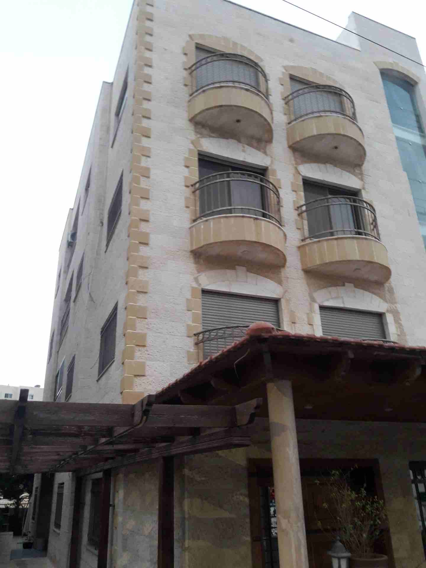شقة فارغة للايجار في دير غبار
لا تنسَ أنك شاهدت هذا الإعلان في عنكبوت
دير غبار قرب دوار جونيا 170...