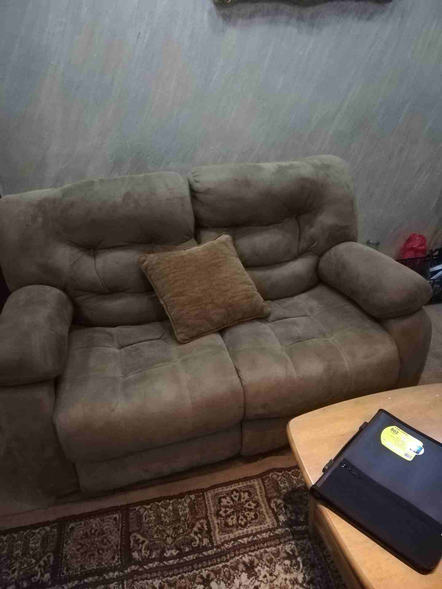 كنب ريكلاينر امريكي كلاسيك
لا تنسَ أنك شاهدت هذا الإعلان في عنكبوت
طقم كنب ريكلاينر امريكي ثقيل ج...