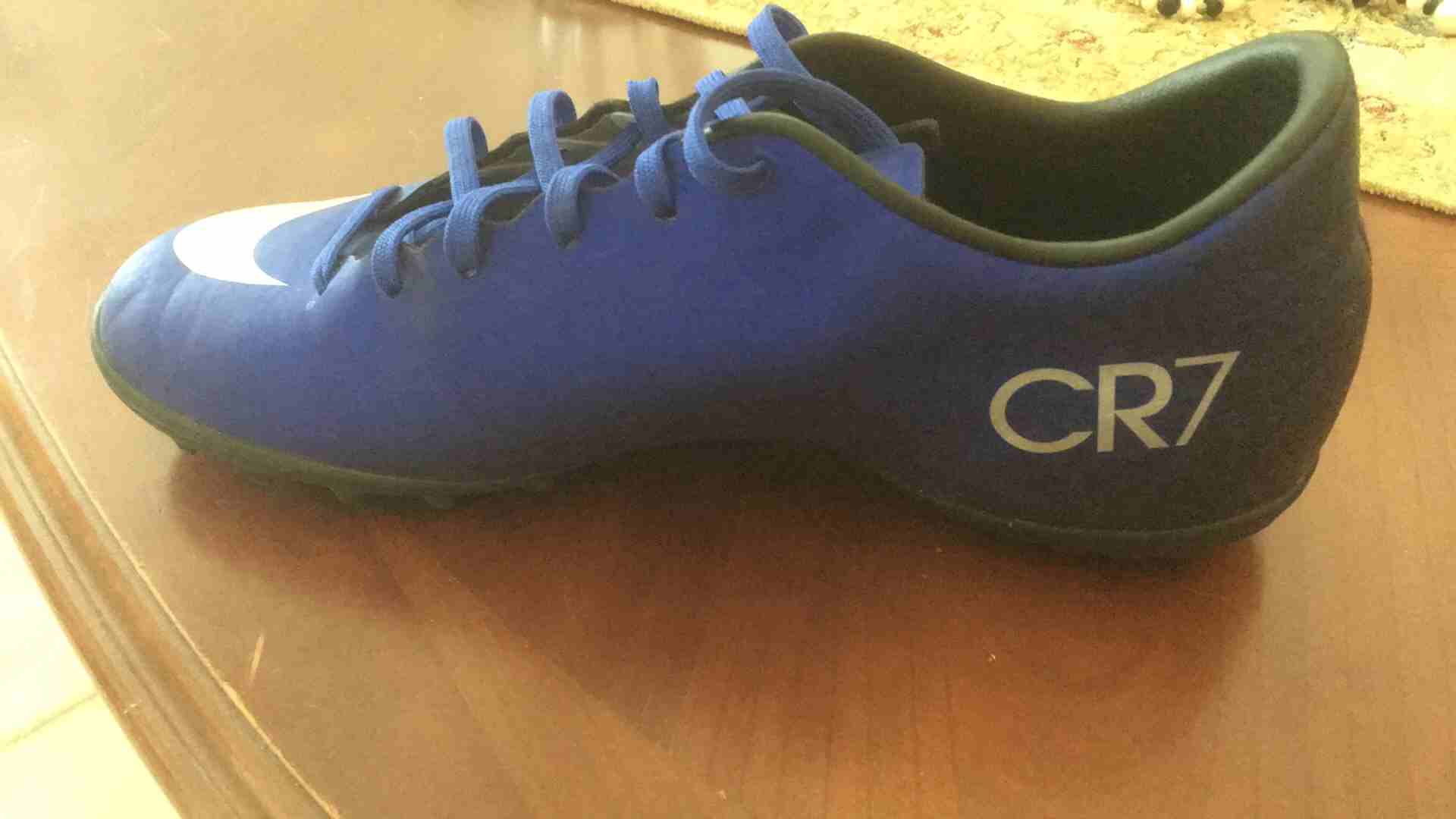 Nike Mercurial V Victory Size 41 For 150 sr
لا تنسَ أنك شاهدت هذا الإعلان في عنكبوت
Selling the N...