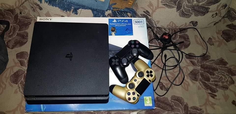 ps4 للبيع                                            


	 				لا تنسَ أنك شاهدت هذا الإعلان في عنكبوت            
	 				
                                الجهاز معدل وعليه العاب معاه ايدتين وجميع و...
