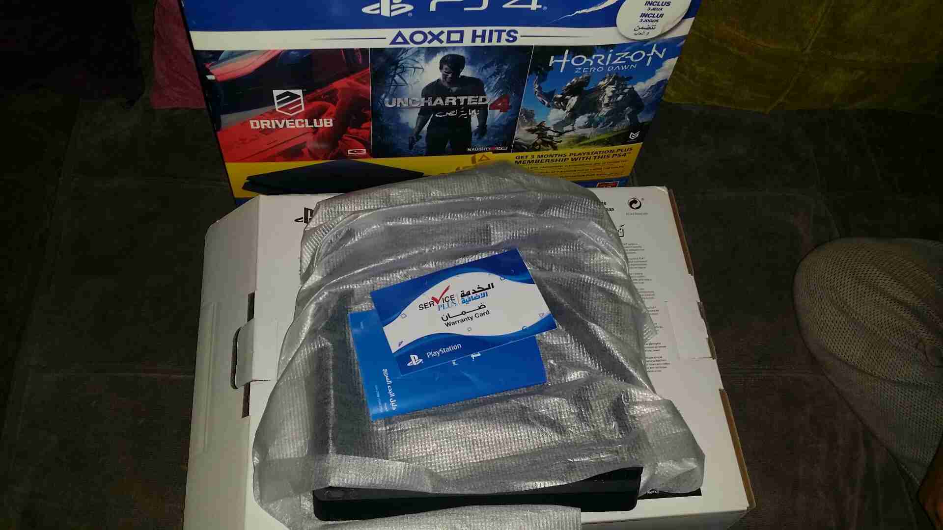 بلاستيشن 4 للبيع
لا تنسَ أنك شاهدت هذا الإعلان في عنكبوت
الجهاز استخدام شهرين نظيف جدا
متوفر...