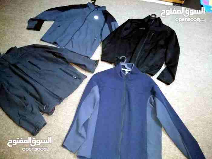 بحاله الوكالة جاكيت طيارين فلينق عدد 5 جاكيت ماركة The North Face حراري الزرقاء
لا تنسَ أنك شاهدت هذا الإعلان في عنكبوت...