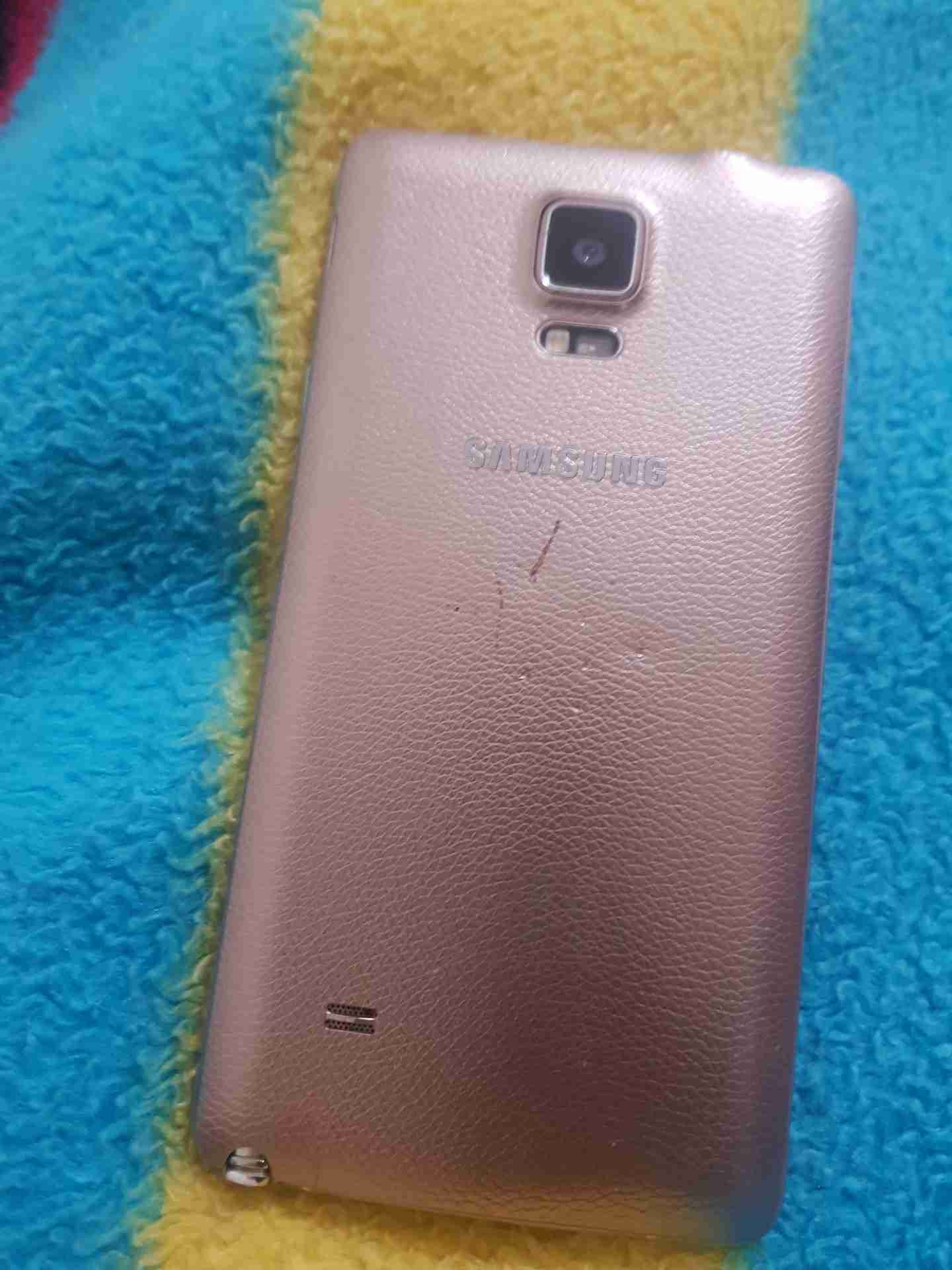 نوت 4  4G  64g للبيع بحاله الوكاله                                            


	 				لا تنسَ أنك شاهدت هذا الإعلان في عنكبوت            
	 				
                                نوت 4 للبيع 
لون ب...