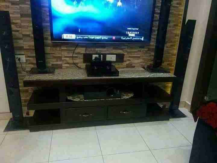 طاولات شاشة مع 5رف خشب ماليزي قشرةبلوط مكفول بسعر50دنيارشمل توصل                                            


	 				لا تنسَ أنك شاهدت هذا الإعلان في عنكبوت...
