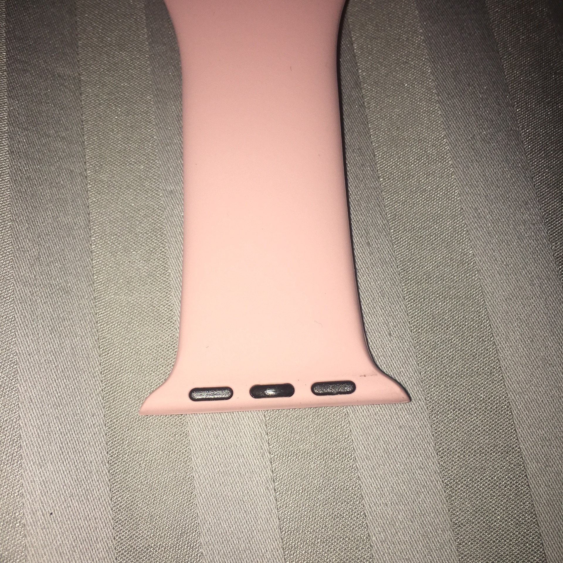 Apple watch bands                                            


	 				لا تنسَ أنك شاهدت هذا الإعلان في عنكبوت            
	 				
                                size:38mm
color:baby pink...