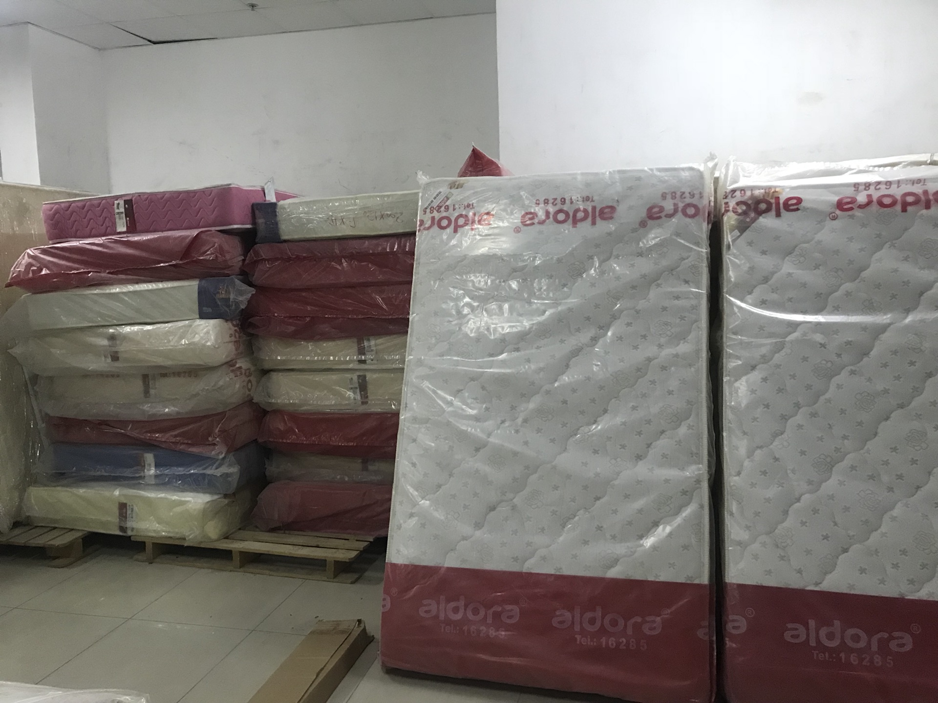 فرشات زنبركية مصرية aldora
لا تنسَ أنك شاهدت هذا الإعلان في عنكبوت
فرشات زنبركية مصرية aldora...