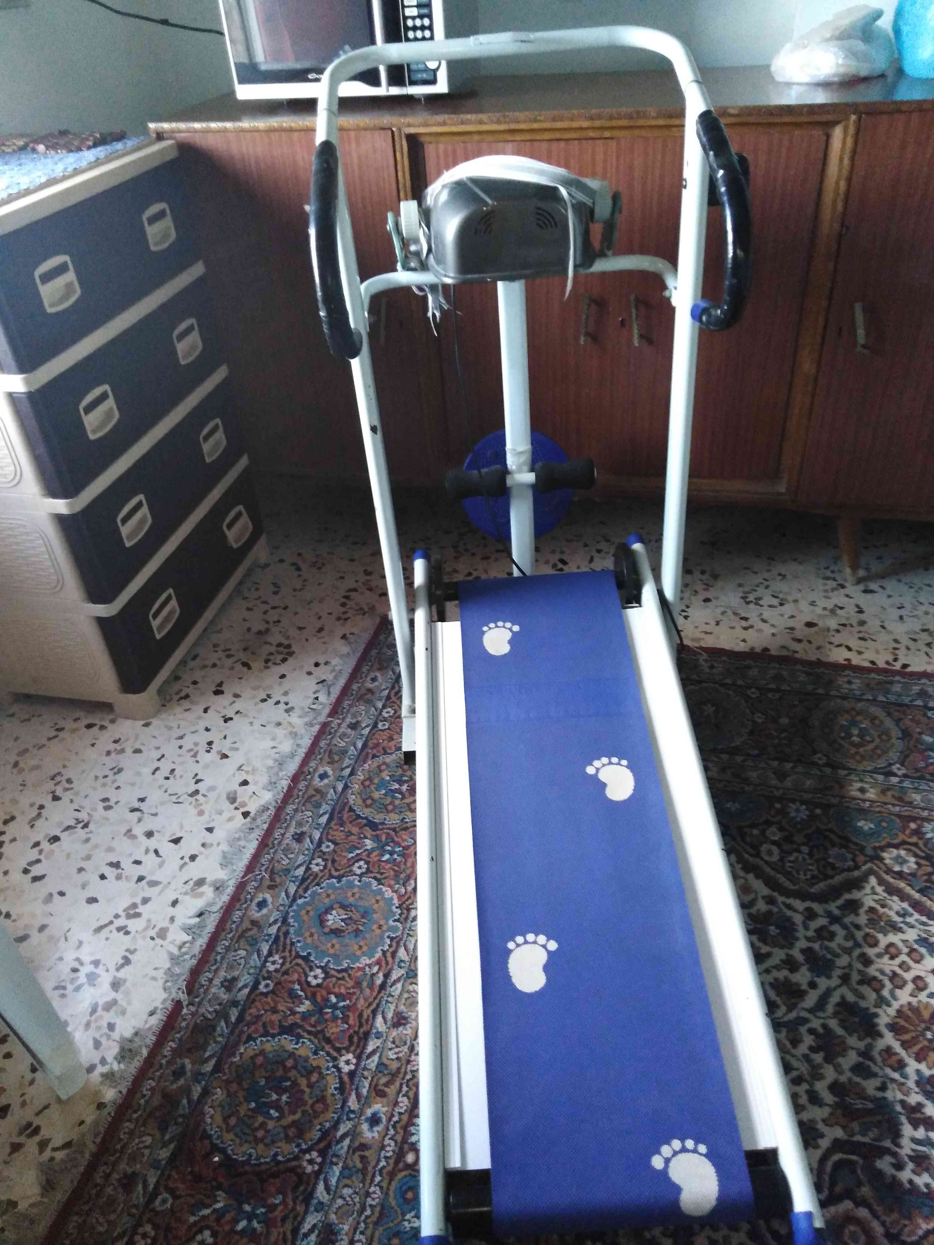 جهاز رياضة للمشي                                            


	 				لا تنسَ أنك شاهدت هذا الإعلان في عنكبوت            
	 				
                                جهاز رياضة مع رجاج فقط ب 35 دينار...