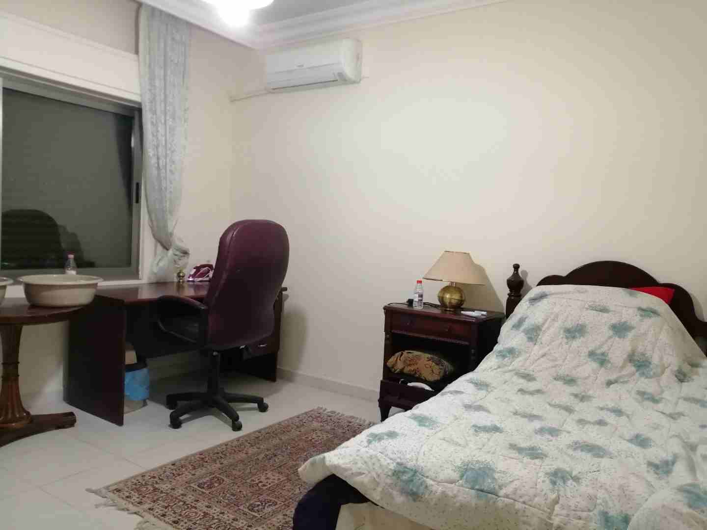شقة مفروشة 4 نوم طابق ارضي للإيجار في دير غبار
لا تنسَ أنك شاهدت هذا الإعلان في عنكبوت
شقة مفروشه...
