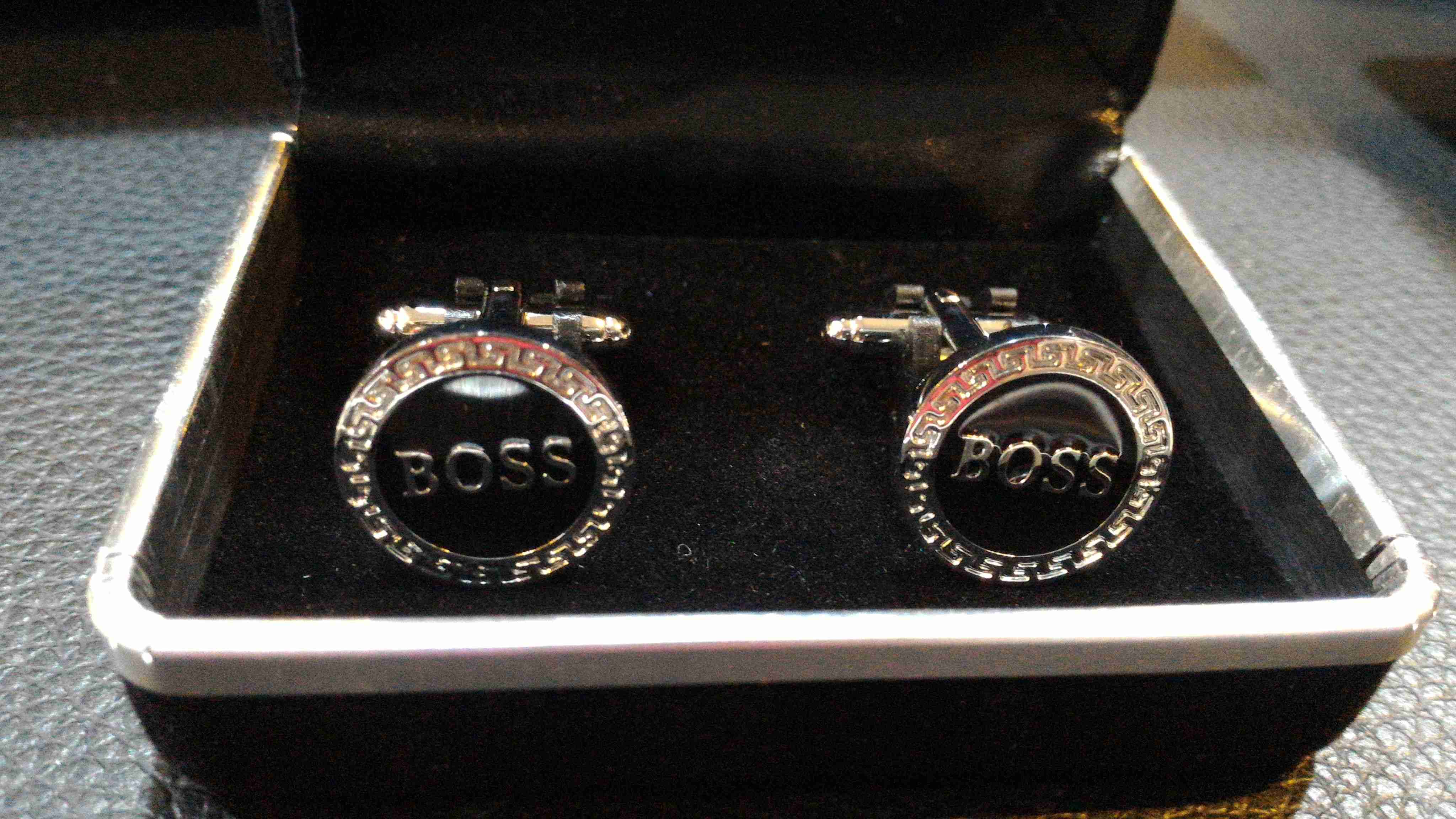 اكسسوارات رجالي للمتميزين                                            


	 				لا تنسَ أنك شاهدت هذا الإعلان في عنكبوت            
	 				
                                cufflinks
belt
pen
wallets...