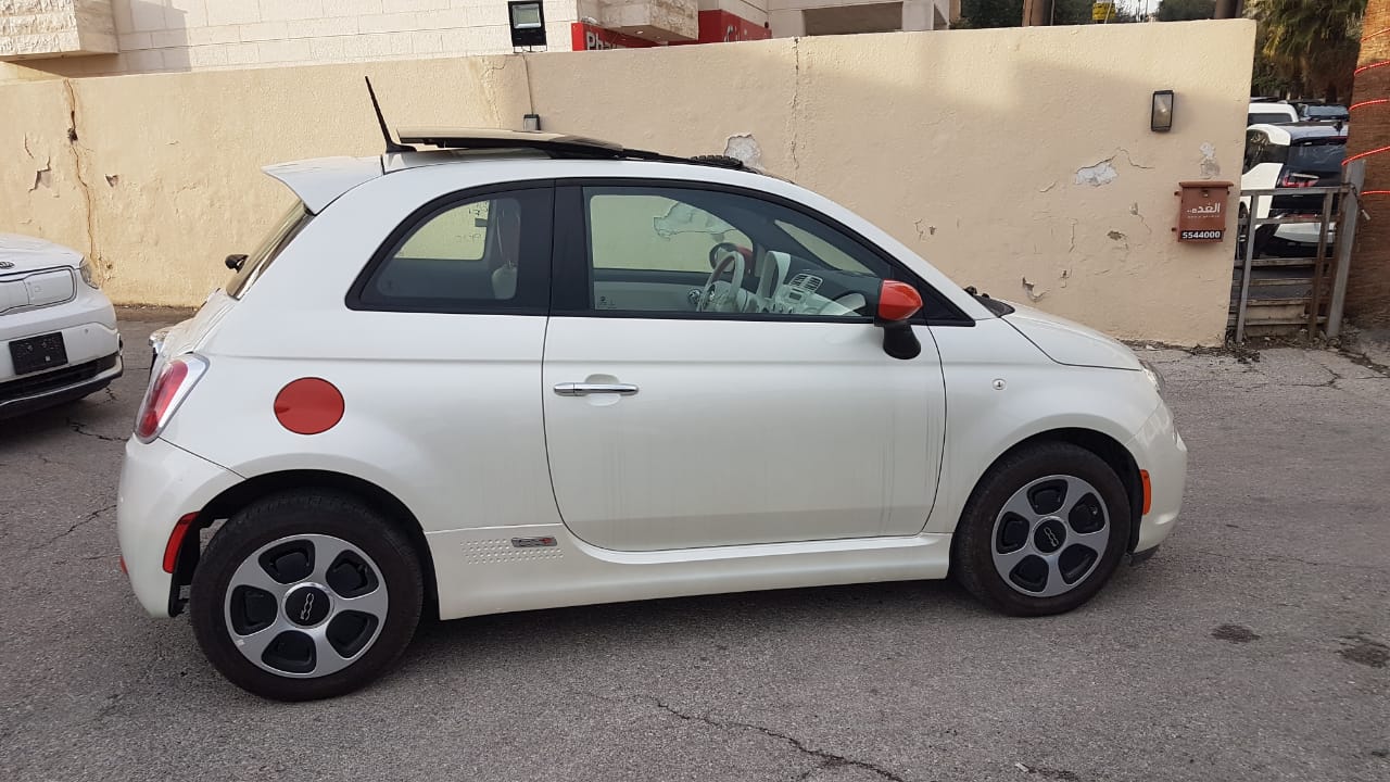 فيات 500e موديل 2013 بانوراما
لا تنسَ أنك شاهدت هذا الإعلان في عنكبوت
فيات 500e موديل 2013 با...
