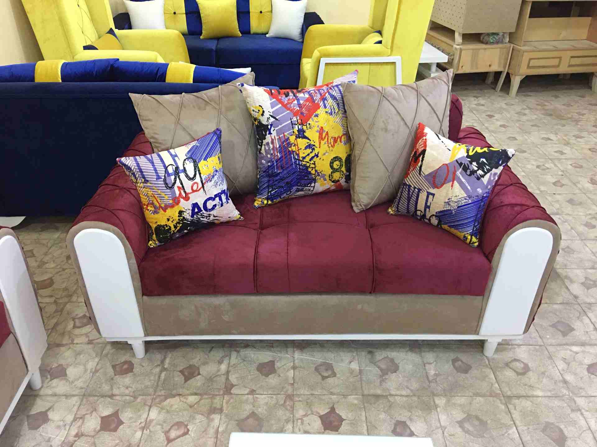كنبه سرير وسحاره
لا تنسَ أنك شاهدت هذا الإعلان في عنكبوت
كنبه سرير وسحاره الخشب المستخدم زان وسفن...