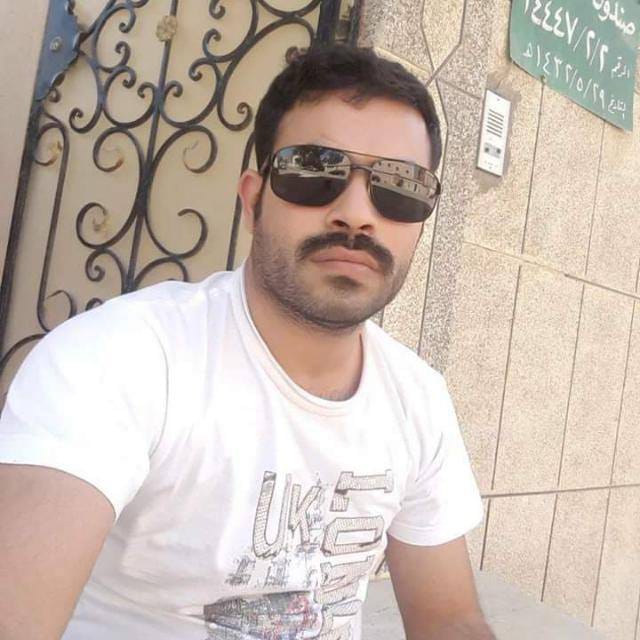 جده حي الجواد                                            


	 				لا تنسَ أنك شاهدت هذا الإعلان في عنكبوت            
	 				
                                مطلوب كرولا 2013...