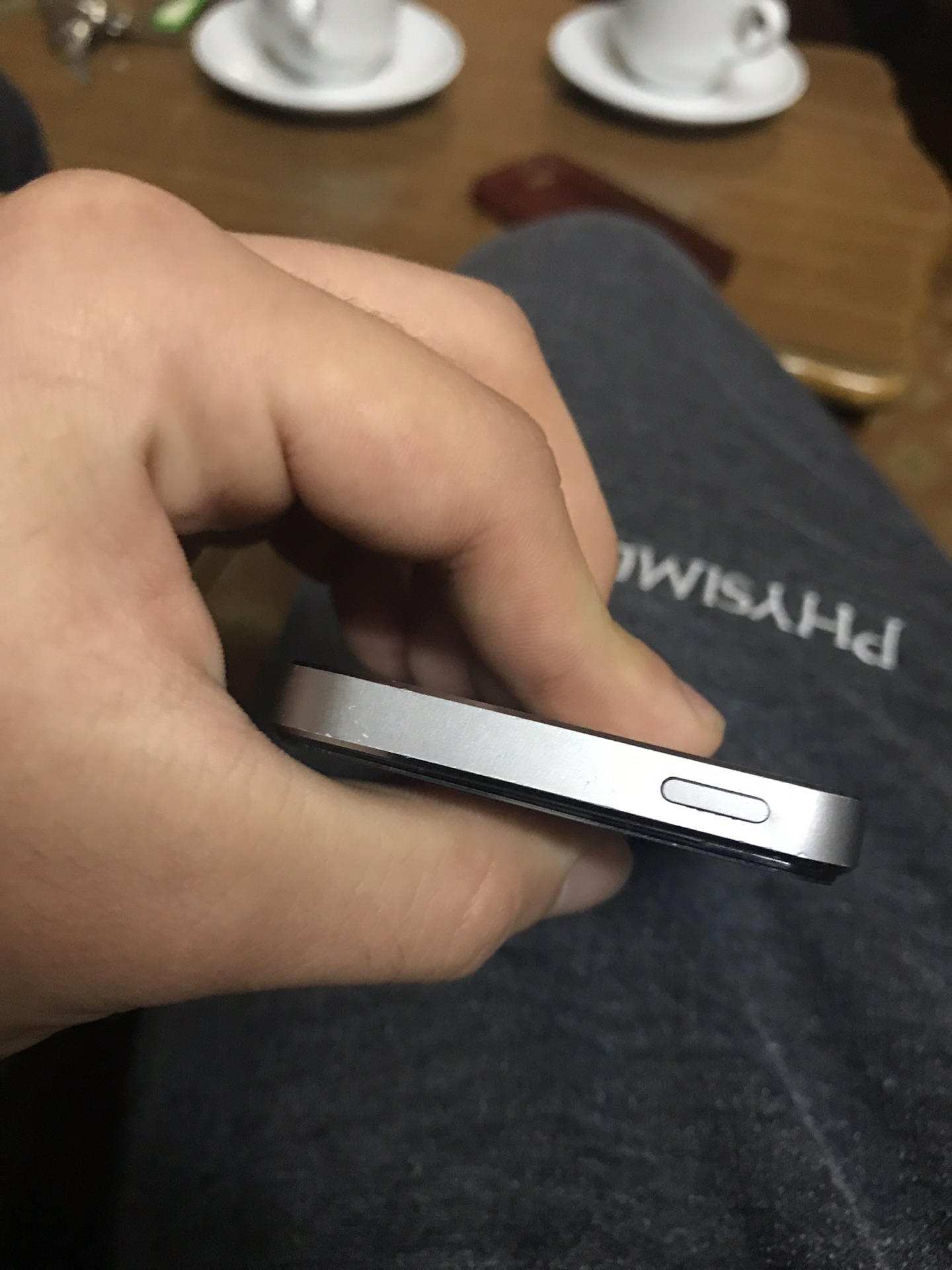 ايفون 5s للبيع
لا تنسَ أنك شاهدت هذا الإعلان في عنكبوت
ايفون 5s بحالة الوكالة مع جميع الأغراض...