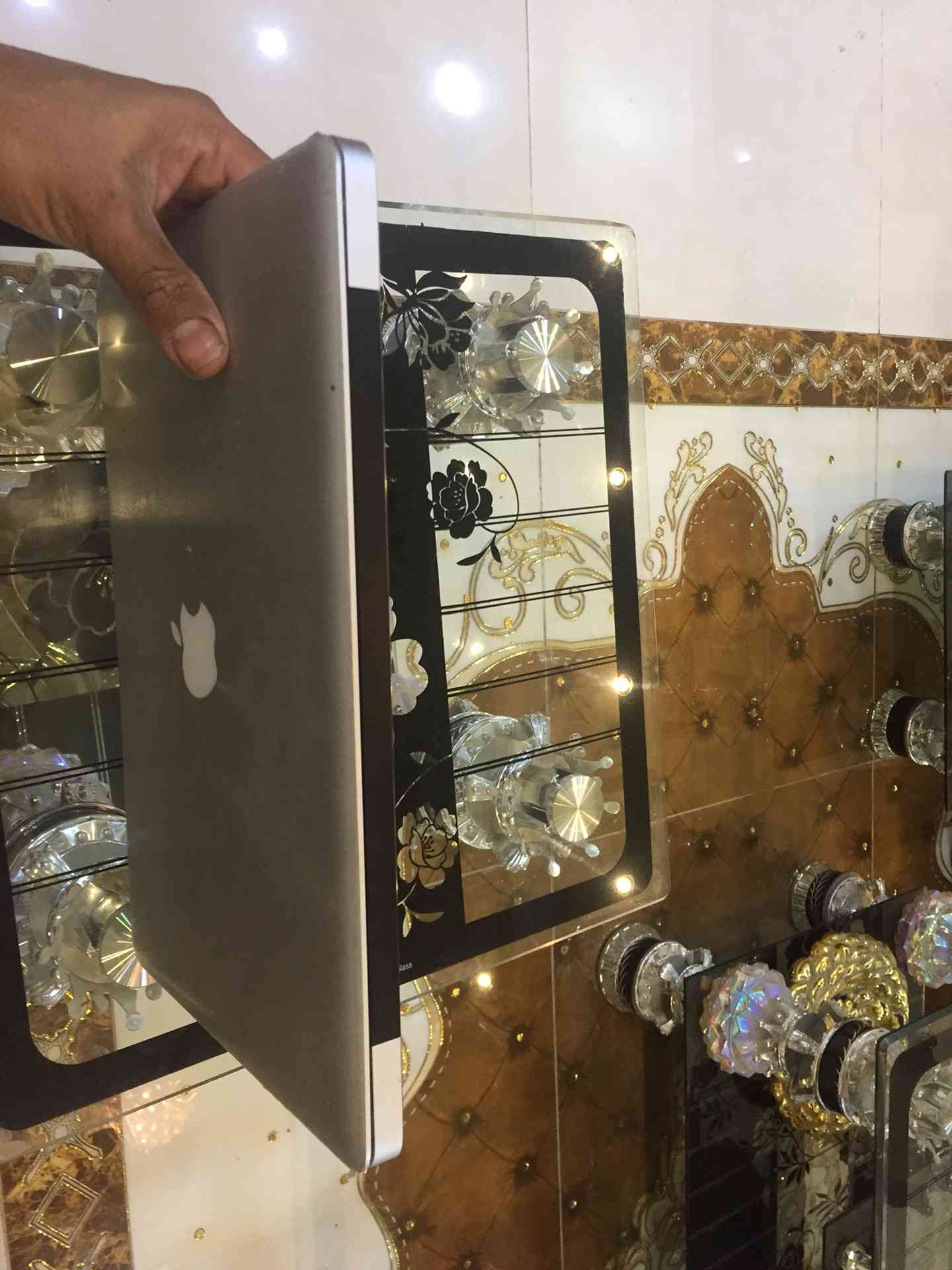 ماك بوك برو
لا تنسَ أنك شاهدت هذا الإعلان في عنكبوت
ماك بوك للبيع
معالج /كور 2دو
رام /6 قيقا...