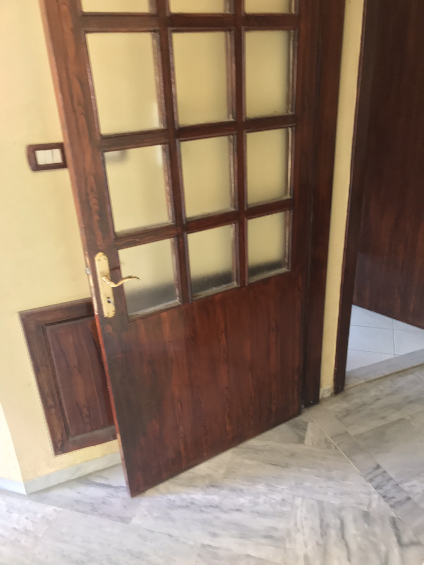 شقه للبيع في عبدون قرب السفارة البريطانية
لا تنسَ أنك شاهدت هذا الإعلان في عنكبوت
شقه للبيع ق...