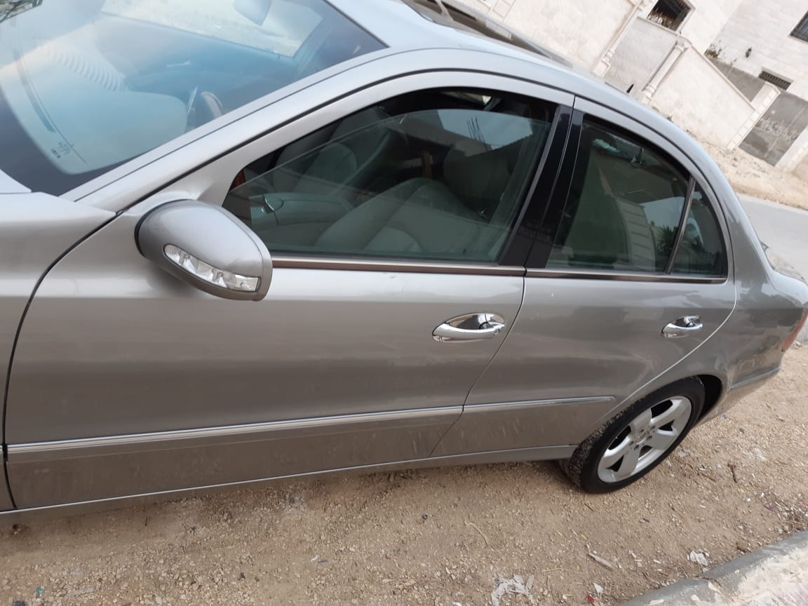 مرسيدس افنجارد للبيع موديل 2003
لا تنسَ أنك شاهدت هذا الإعلان في عنكبوت
مرسيدس بنز E200 افنجا...