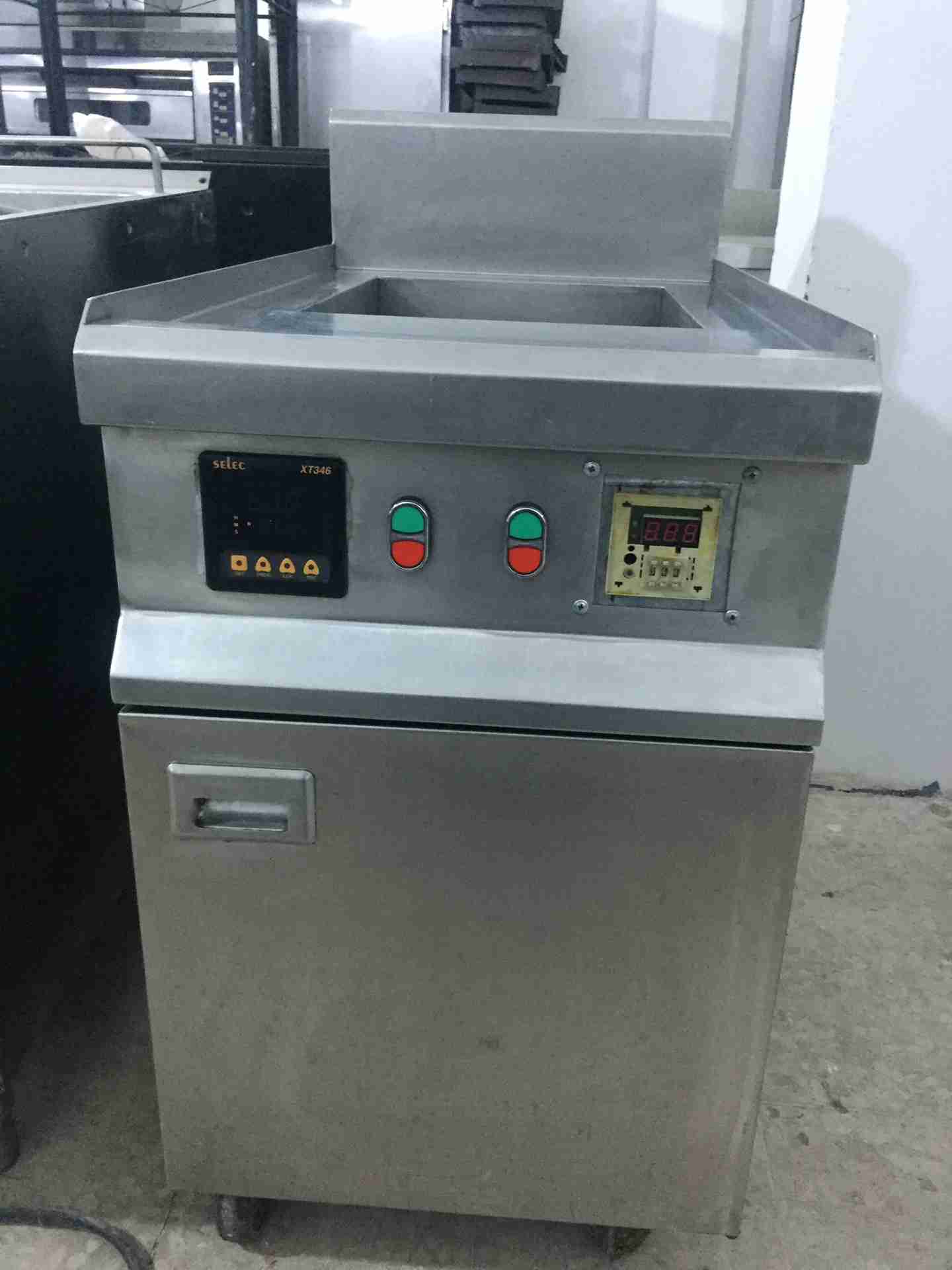 مقلى بورستد كهرباء 3 فاز
لا تنسَ أنك شاهدت هذا الإعلان في عنكبوت
مقلى بورستد كهرباء 3 فاز...
